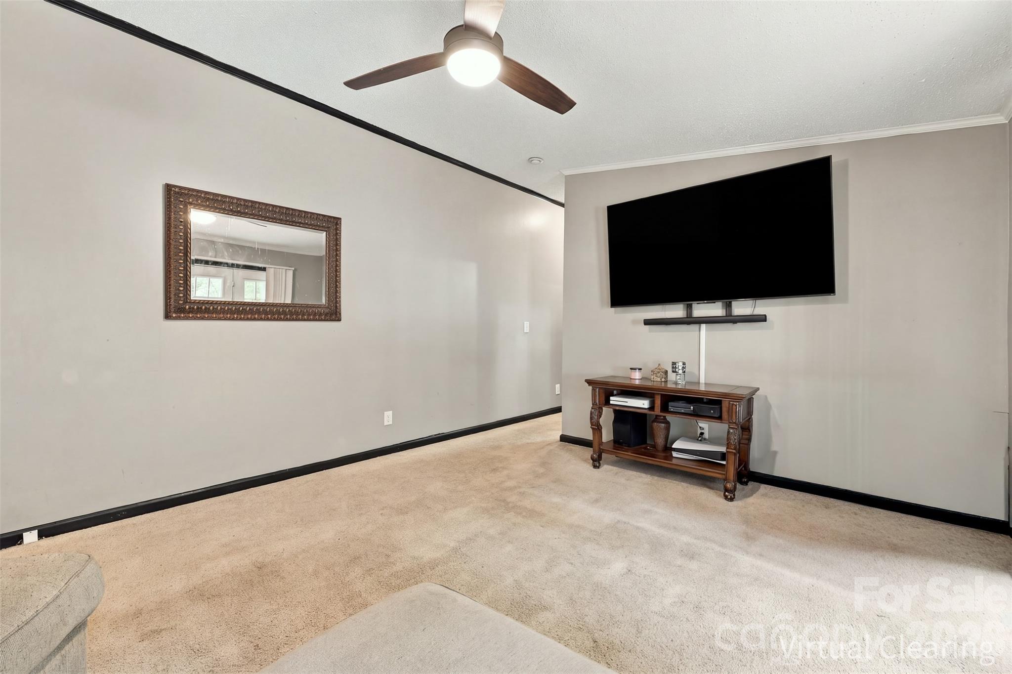 Single Family Residence at 455 Castlewood Circle, Rock Hill, photo 23 of 48