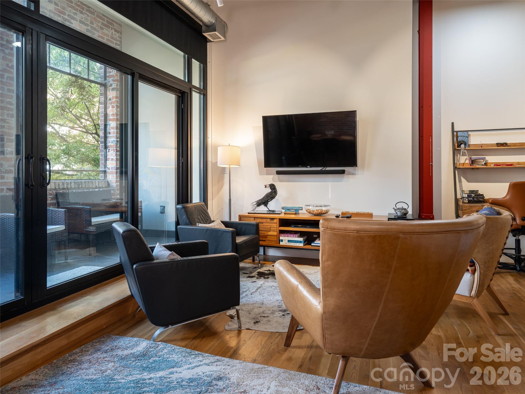Condominium at 15 Rankin Avenue, Asheville, photo 4 of 34