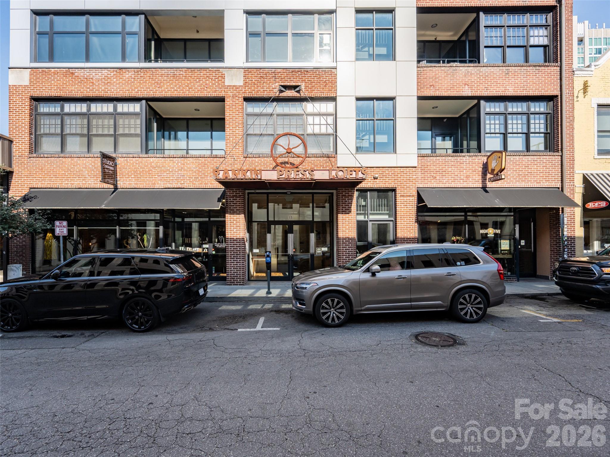Condominium at 15 Rankin Avenue, Asheville, photo 29 of 34