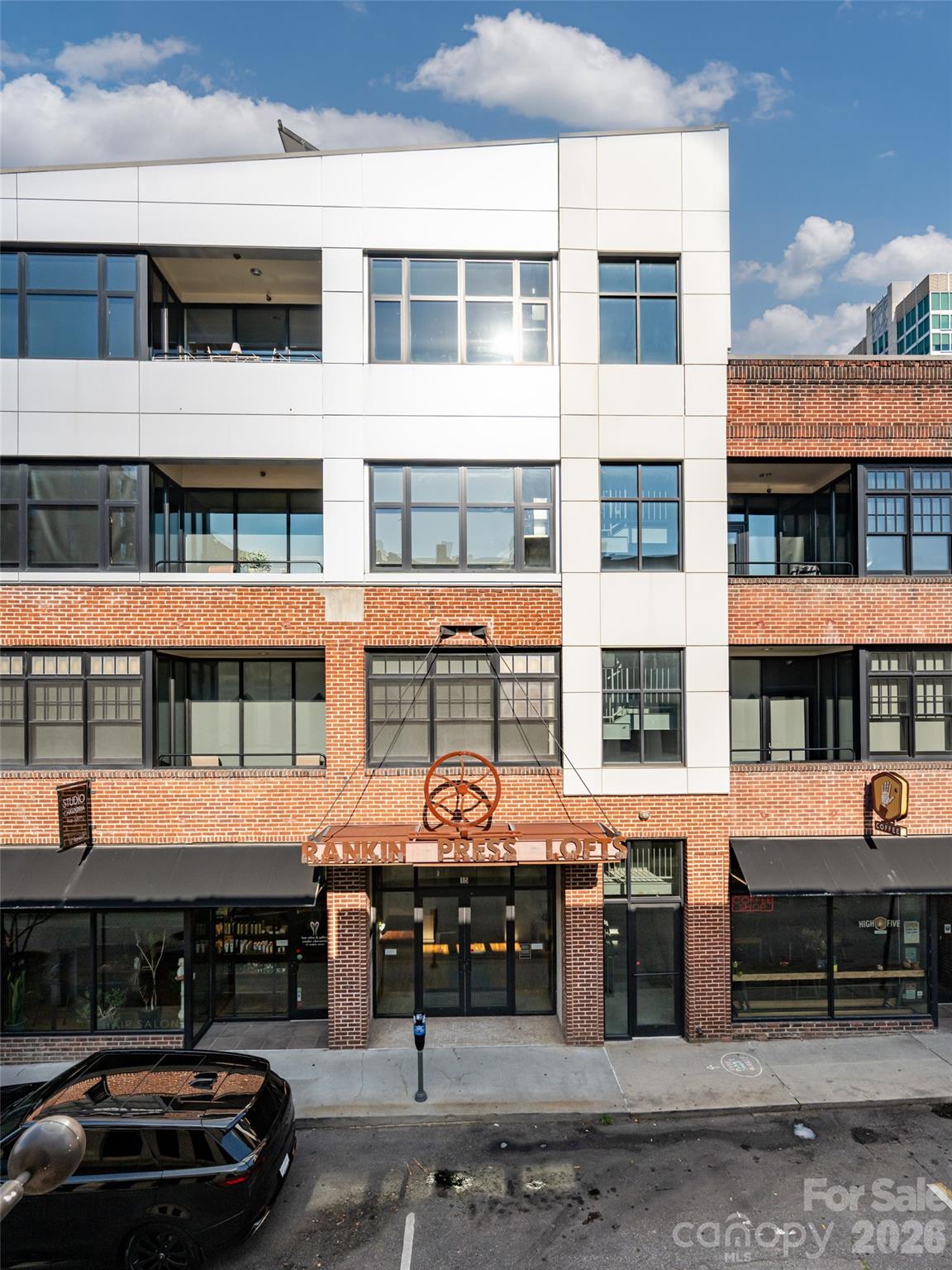 Condominium at 15 Rankin Avenue, Asheville, photo 32 of 34