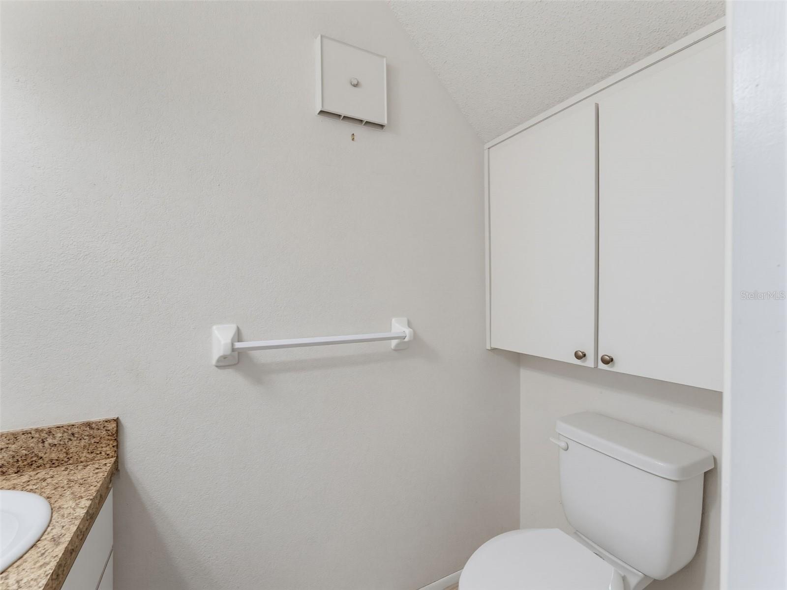 Half Bath - 7135 TRENTON PL, NEW PORT RICHEY