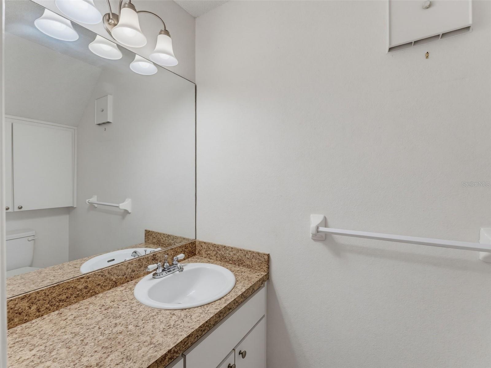 Half Bath - 7135 TRENTON PL, NEW PORT RICHEY