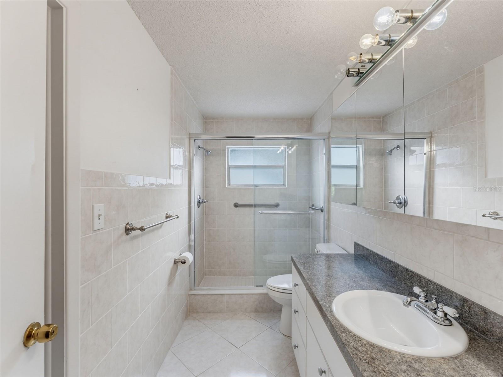 Primary Bathroom - 7135 TRENTON PL, NEW PORT RICHEY