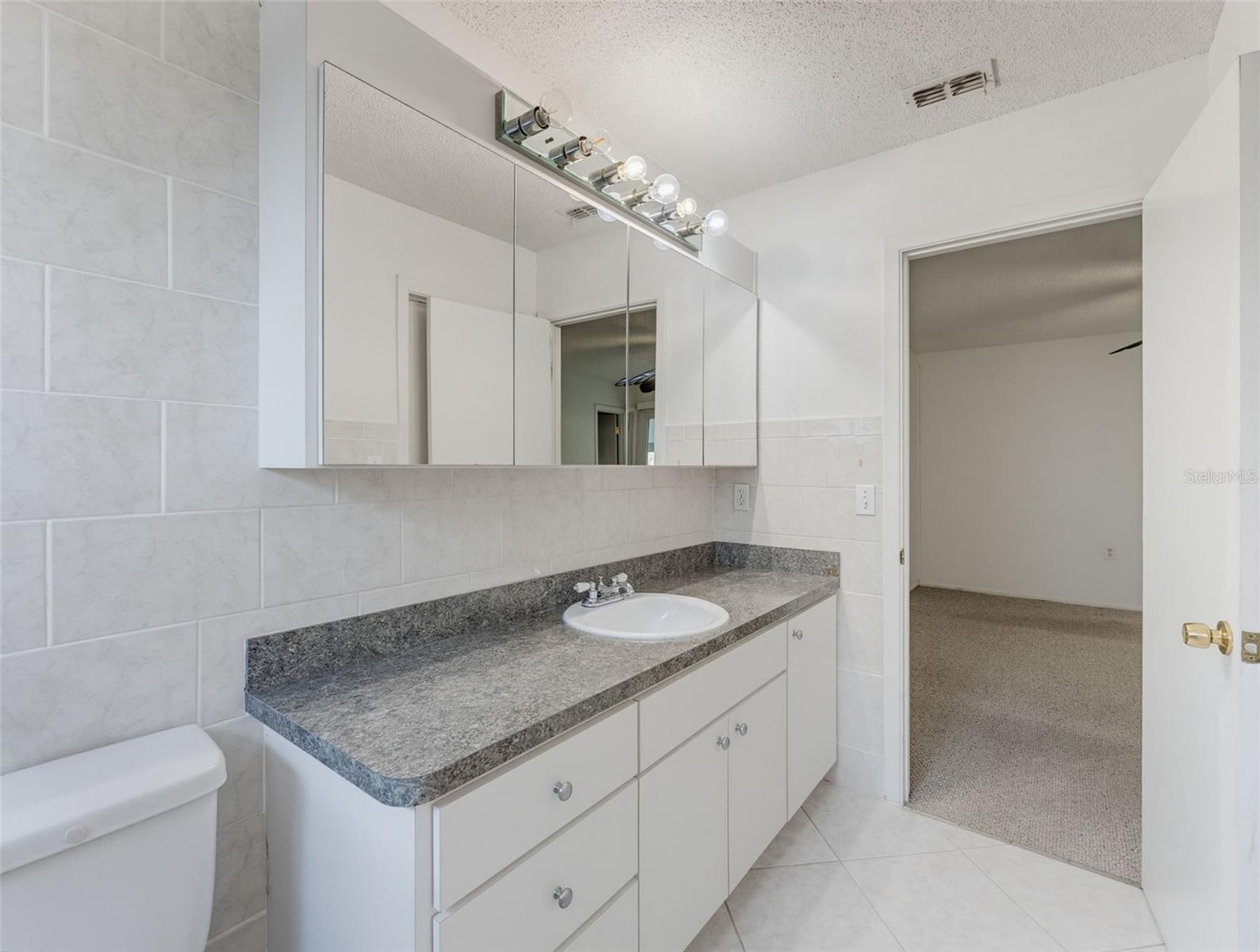 Primary Bathroom - 7135 TRENTON PL, NEW PORT RICHEY