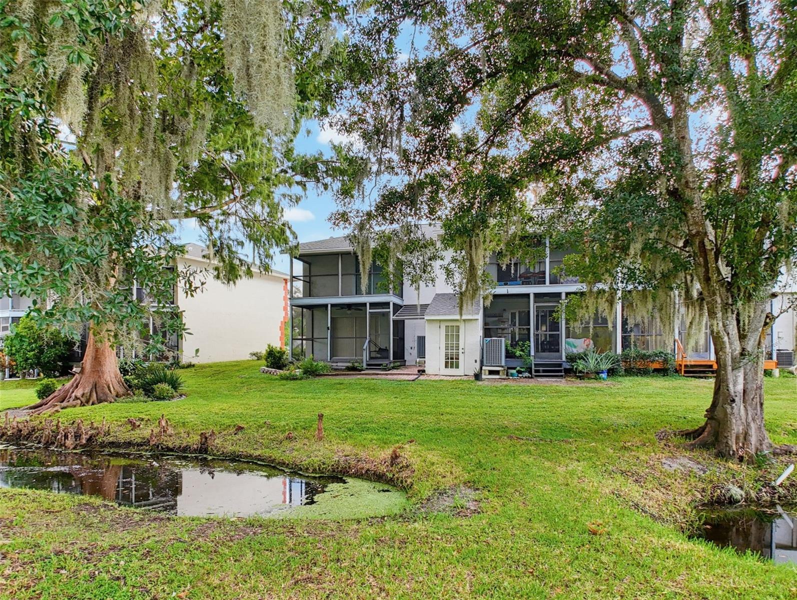 Back of home - 7135 TRENTON PL, NEW PORT RICHEY