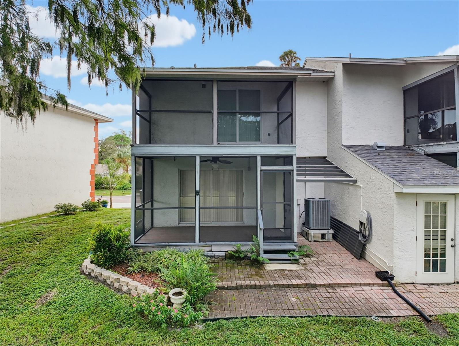 Back of home - 7135 TRENTON PL, NEW PORT RICHEY