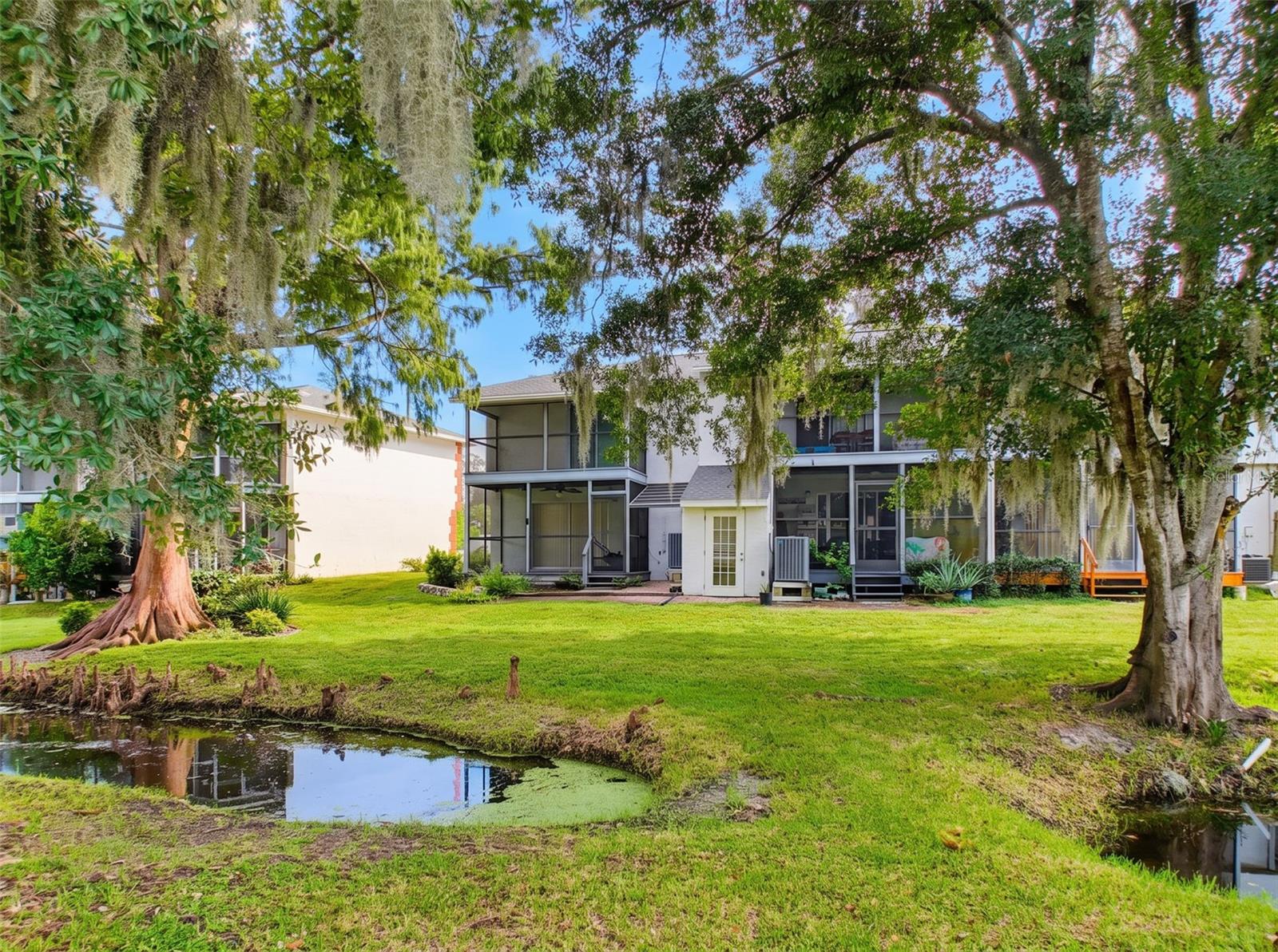 Back of home - 7135 TRENTON PL, NEW PORT RICHEY