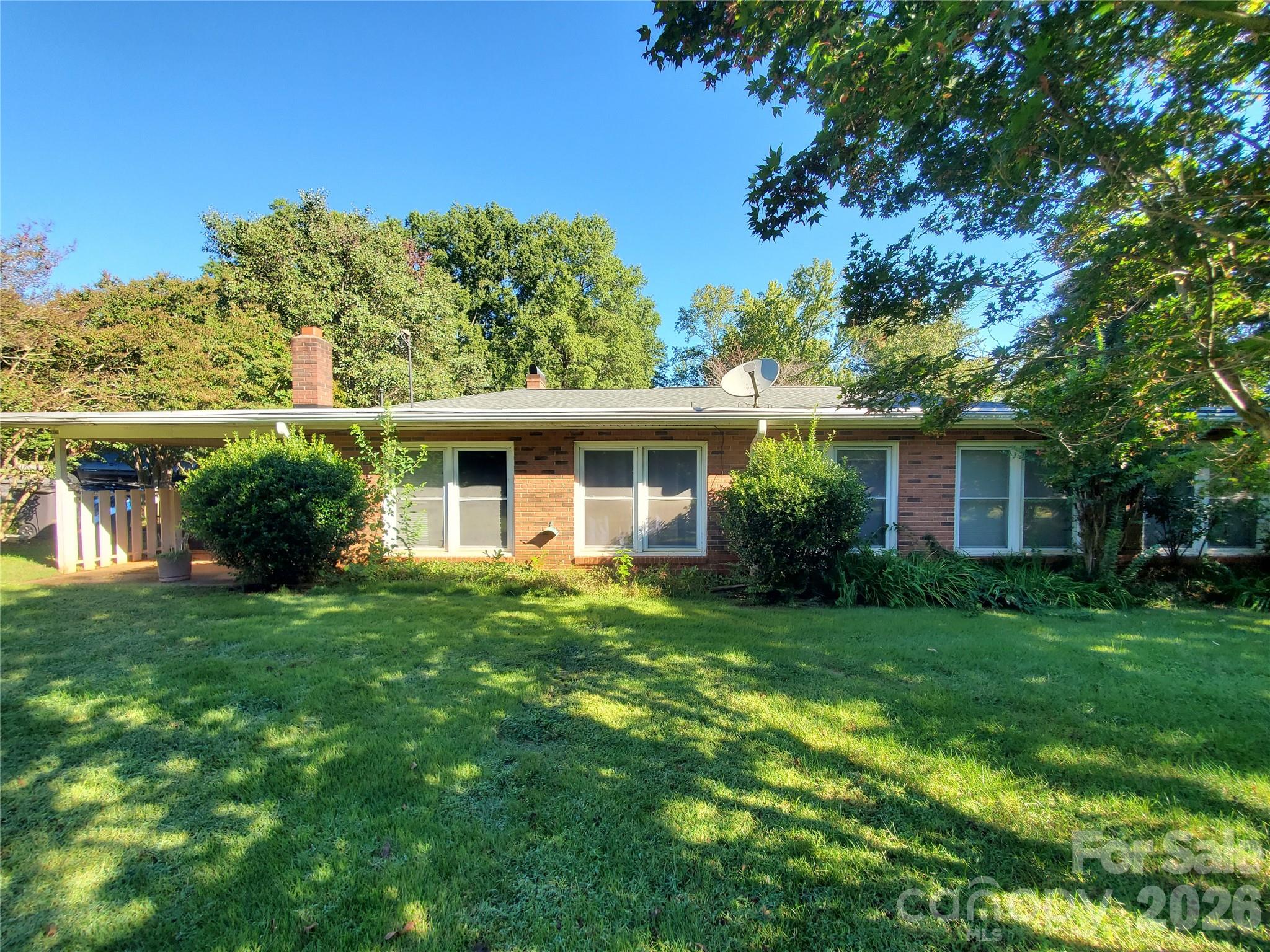 Single Family Residence at 596 Georgia Avenue, Statesville, photo 38 of 43
