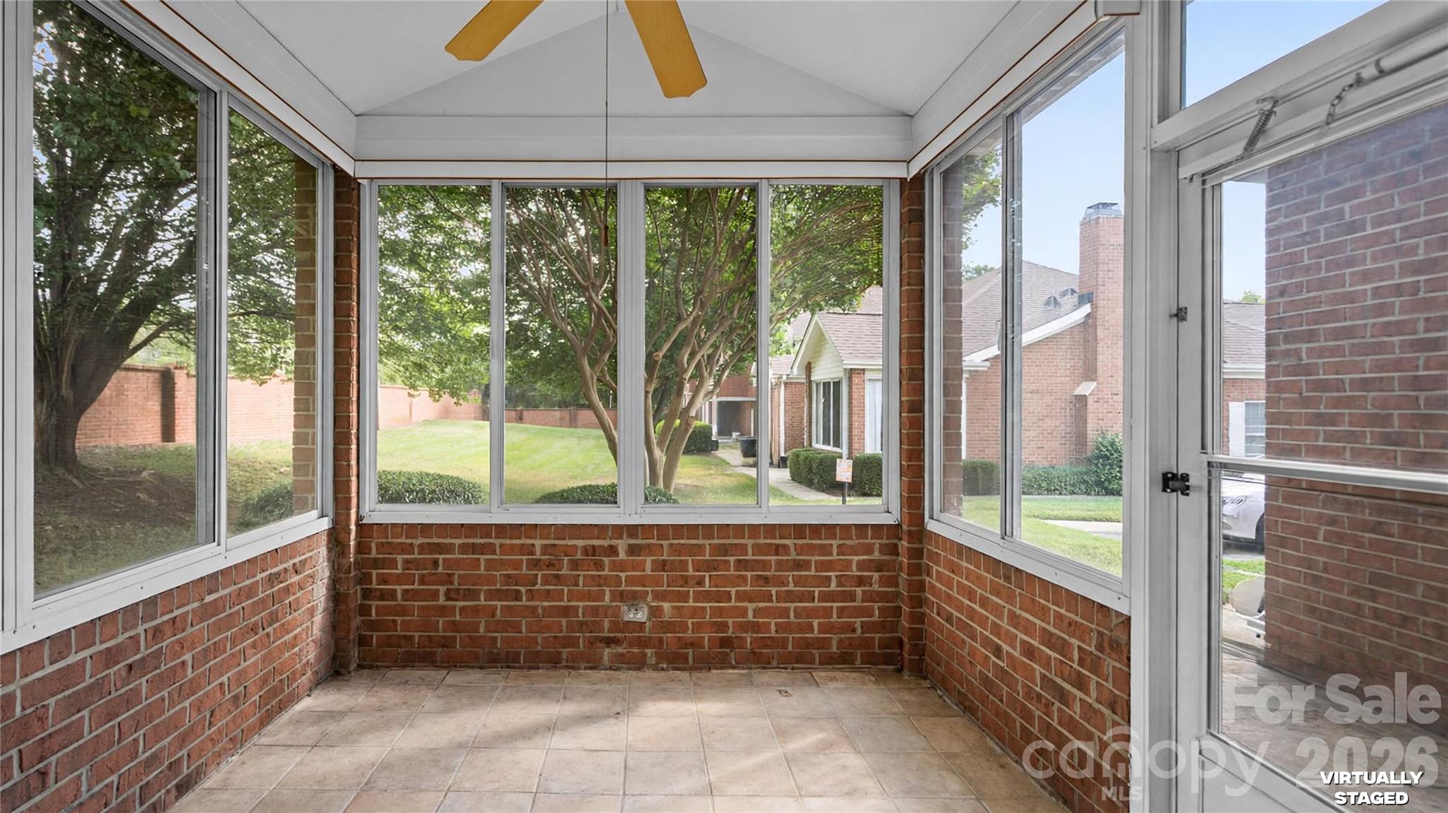 Condominium at 10925 Oakside Court, Pineville, photo 11 of 29