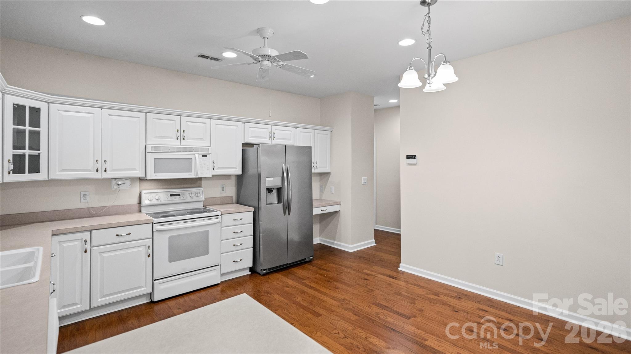 Condominium at 10925 Oakside Court, Pineville, photo 18 of 29