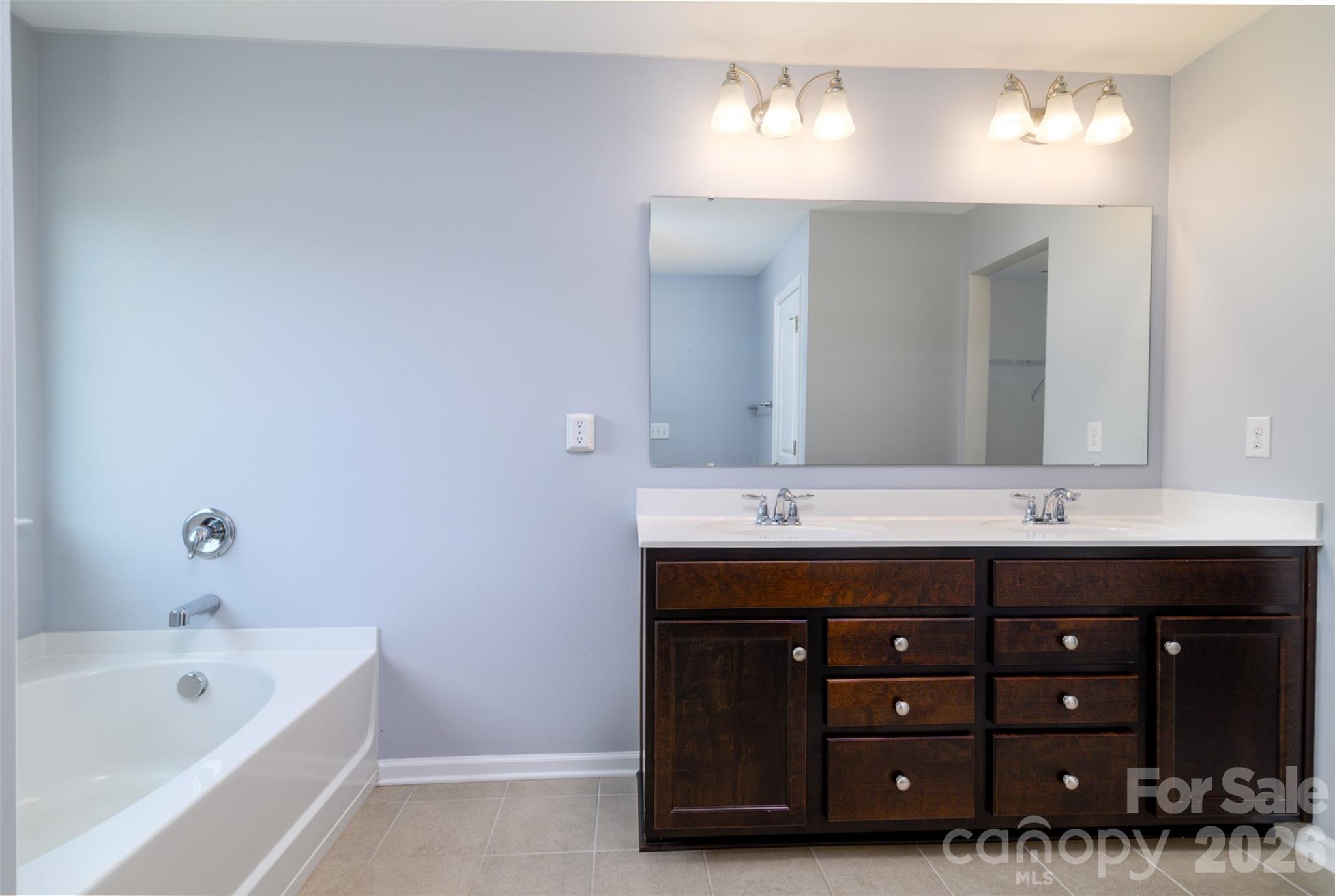 Primary Bath - 7129 Dove Field Lane, Fort Mill