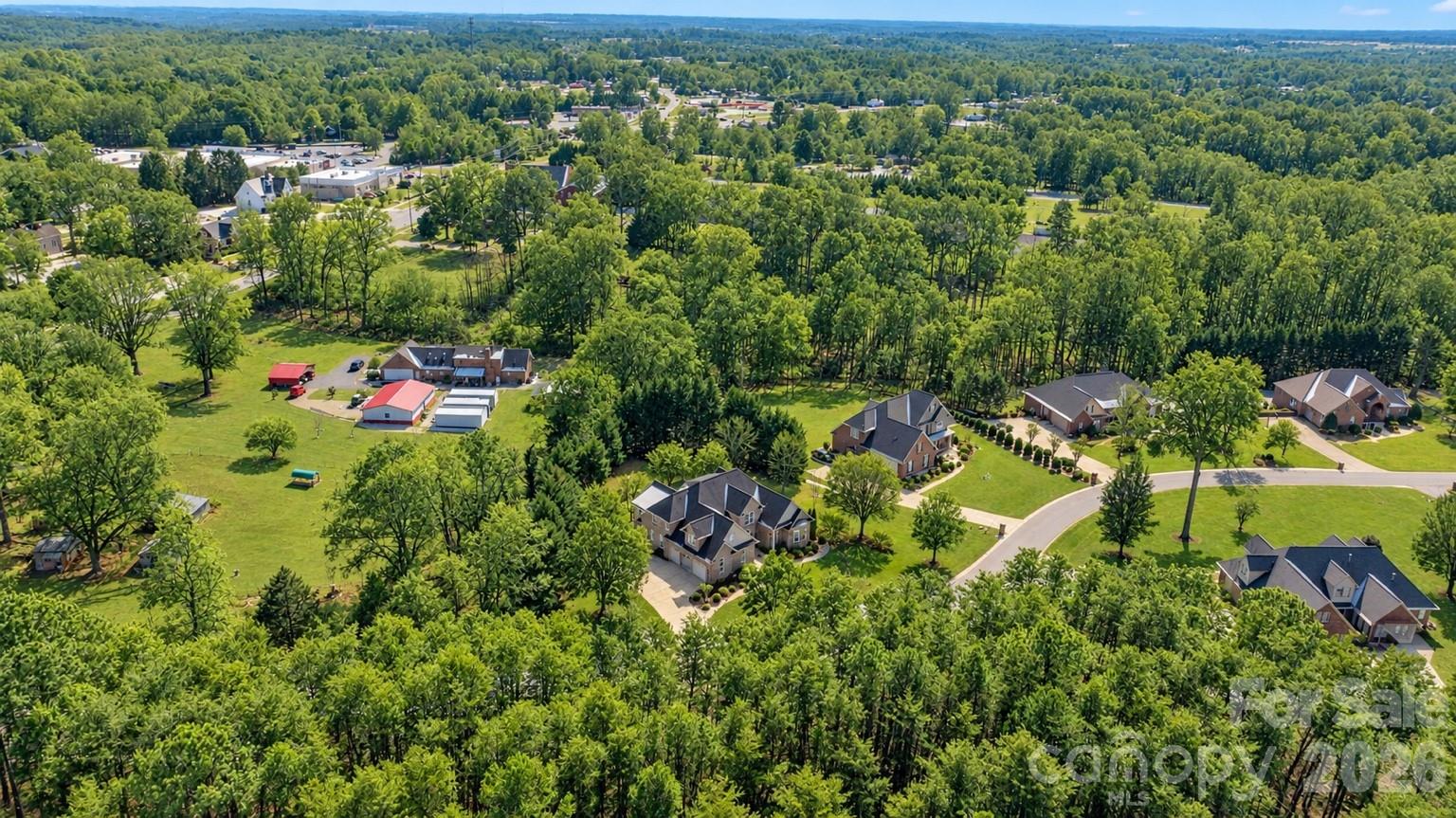 Single Family Residence at 2301 Willow Creek Drive, Newton, photo 46 of 48