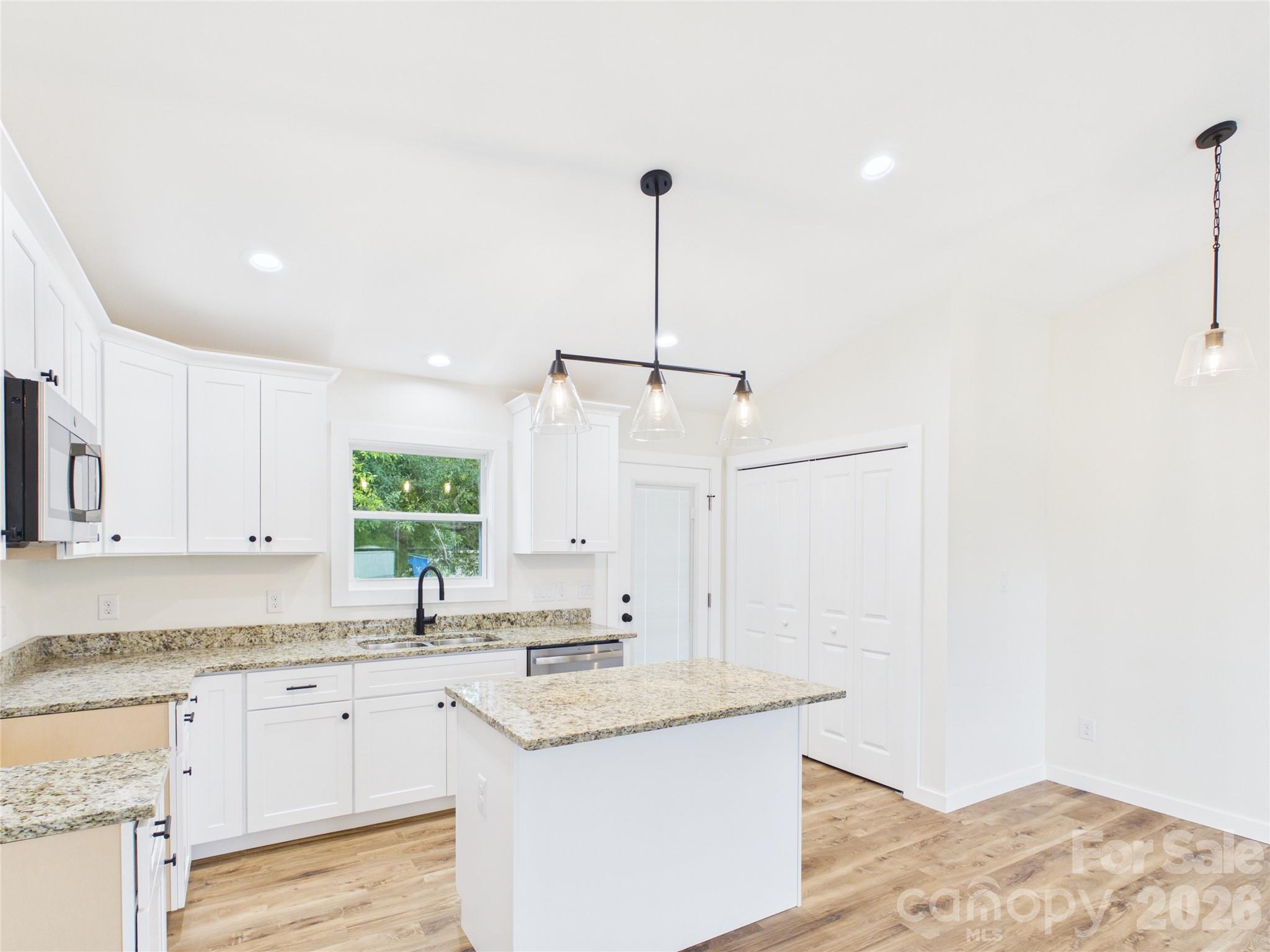 Single Family Residence at 210 22nd Avenue Place NE, Hickory, photo 10 of 25