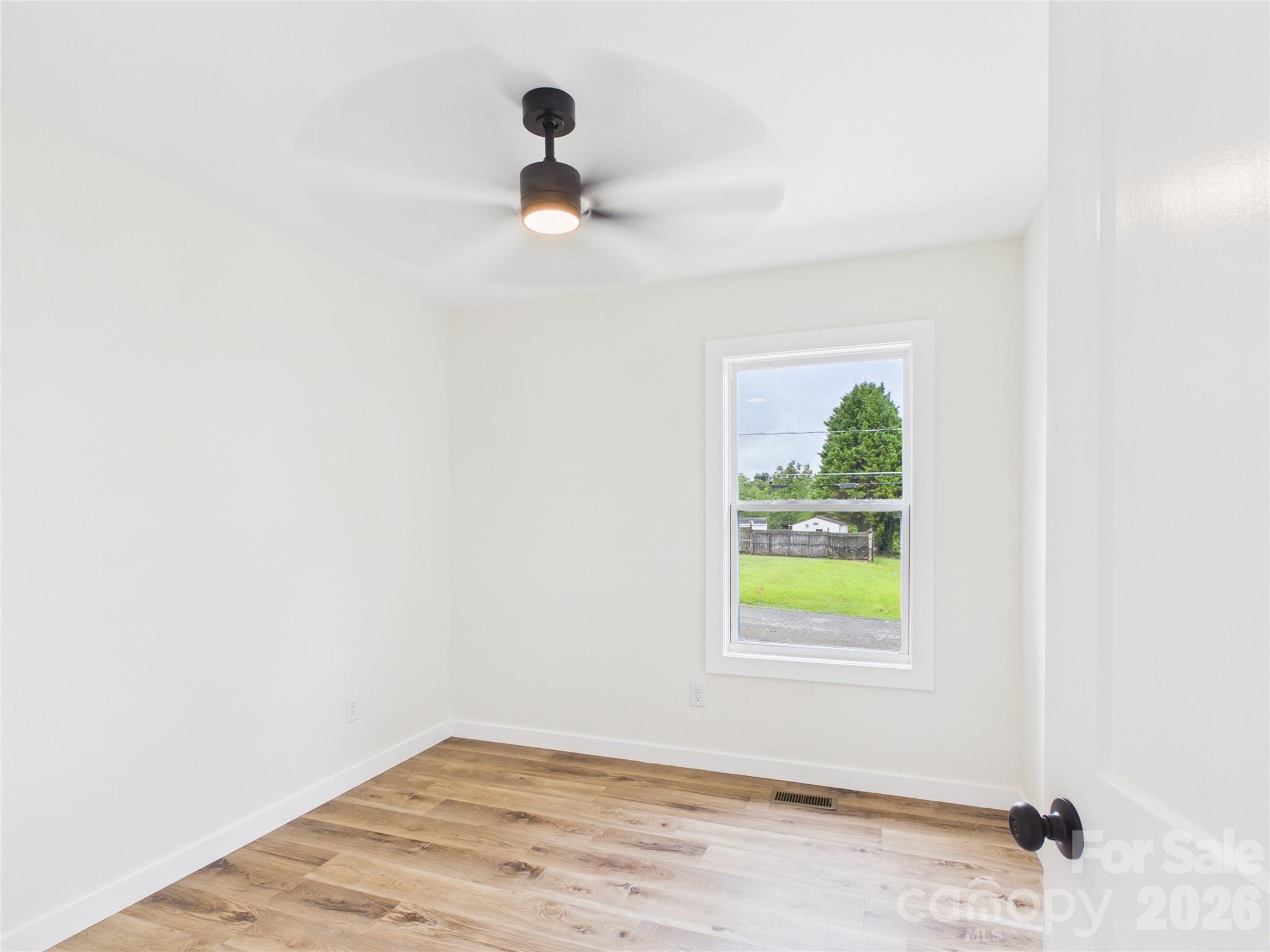 Single Family Residence at 210 22nd Avenue Place NE, Hickory, photo 18 of 25