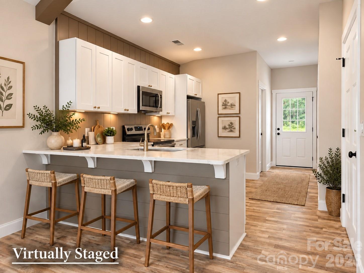 Single Family Residence at 1432 Blackbird Drive, Clover, photo 11 of 48