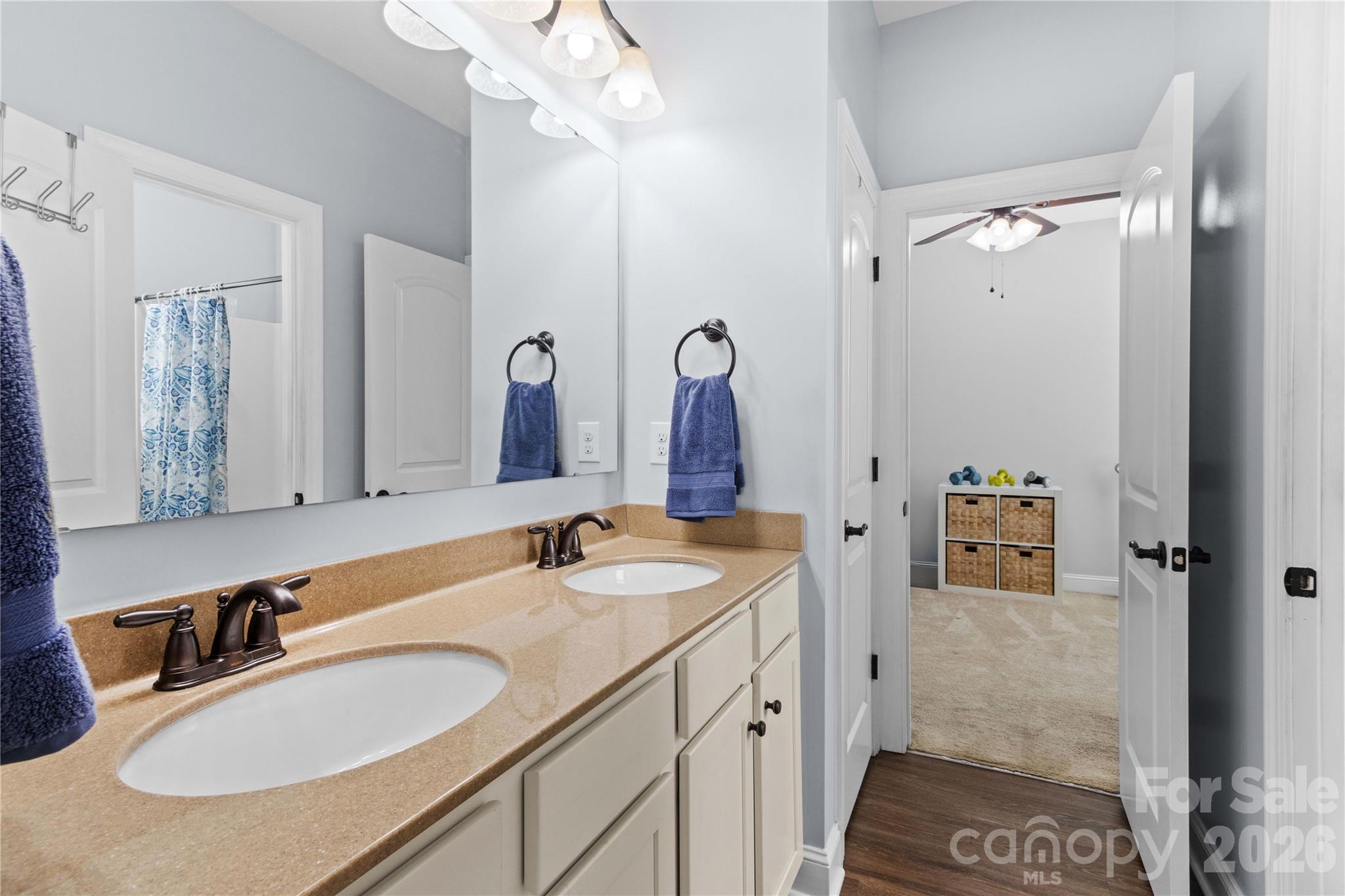 Full Bath 2 - 111 Paradise Hills Circle, Mooresville