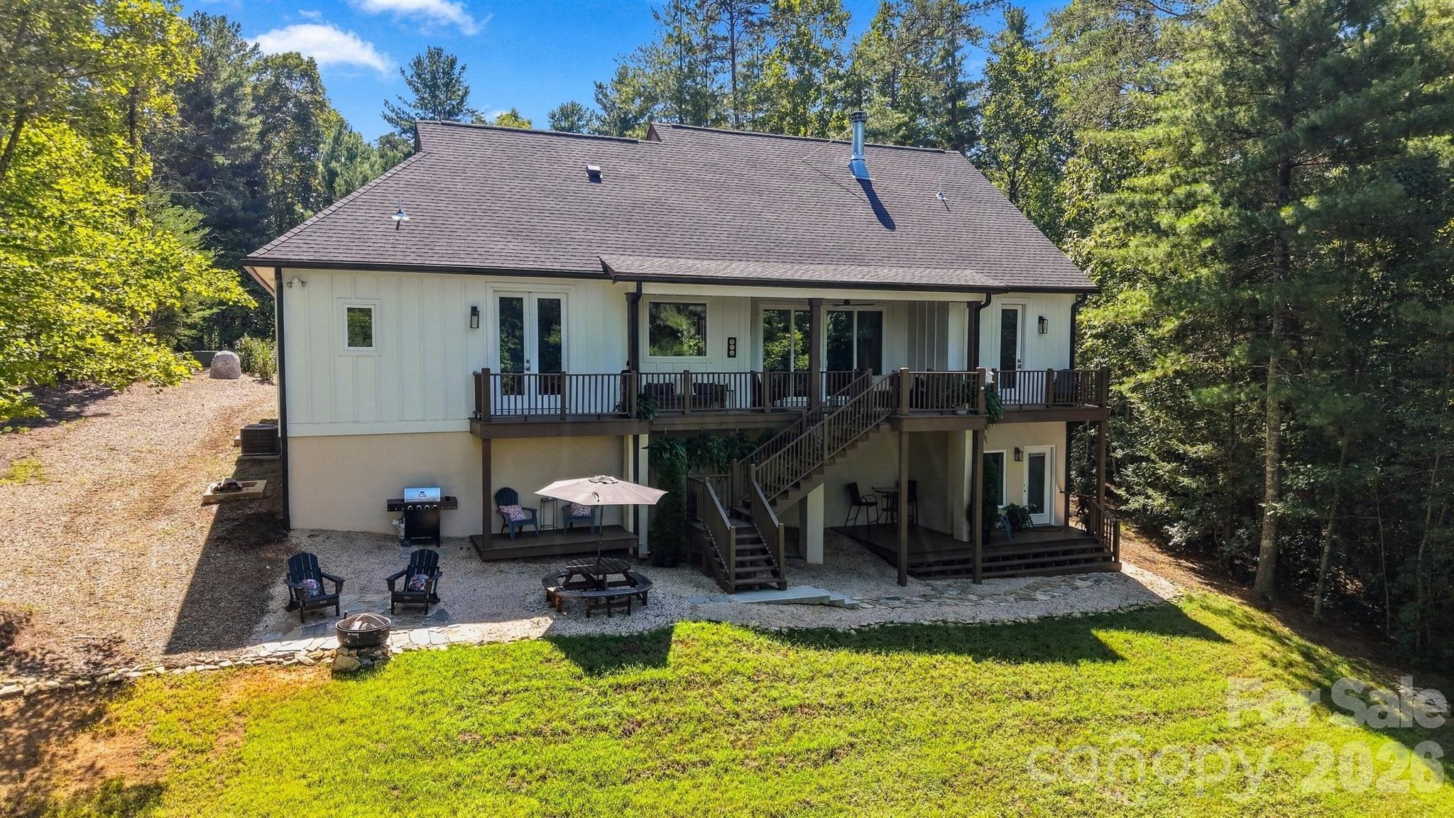 Big back yard - 217 Sycamore Drive, Nebo
