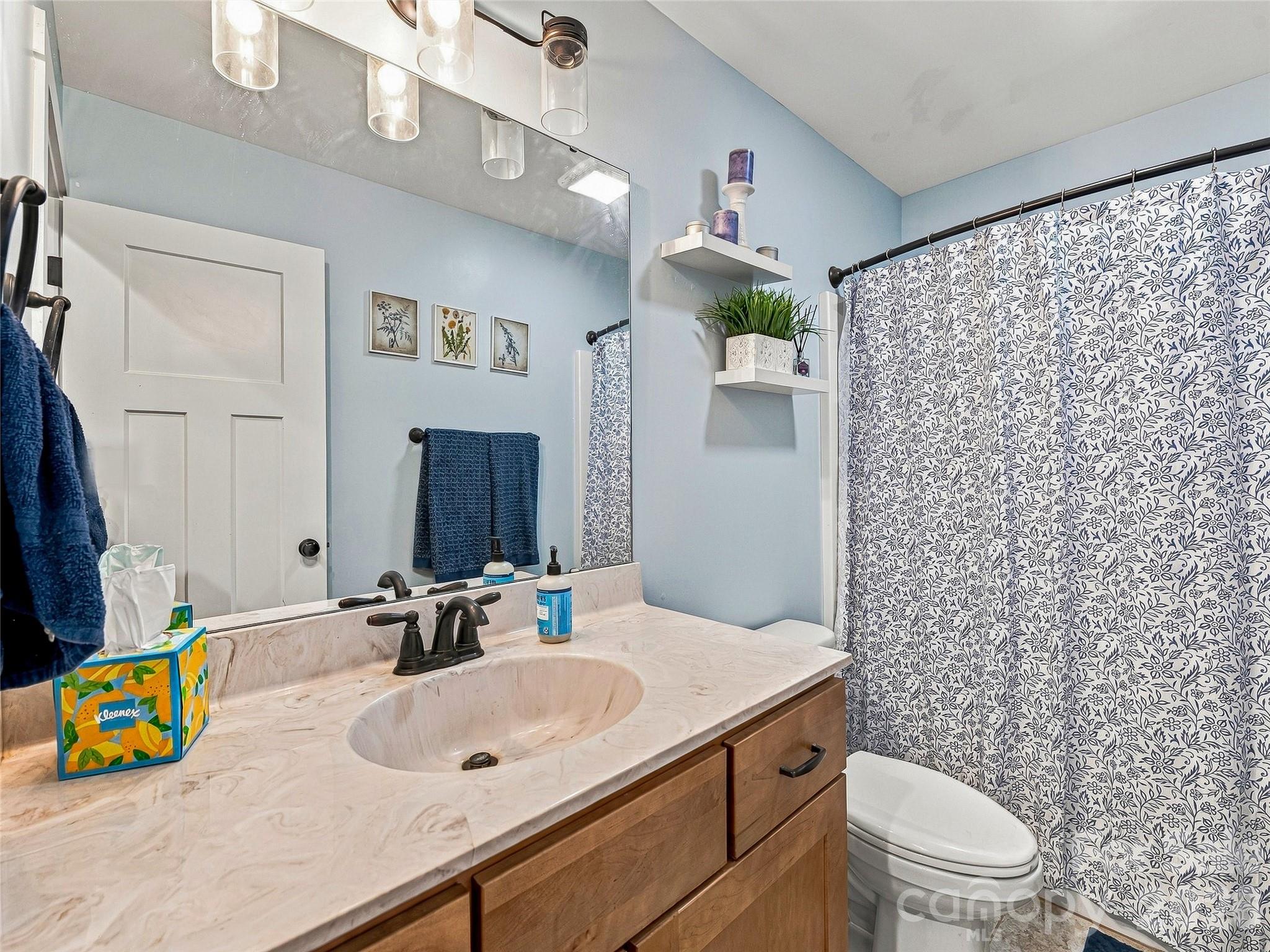 Bathroom #1 - 1884 Bear Creek Road, Leicester