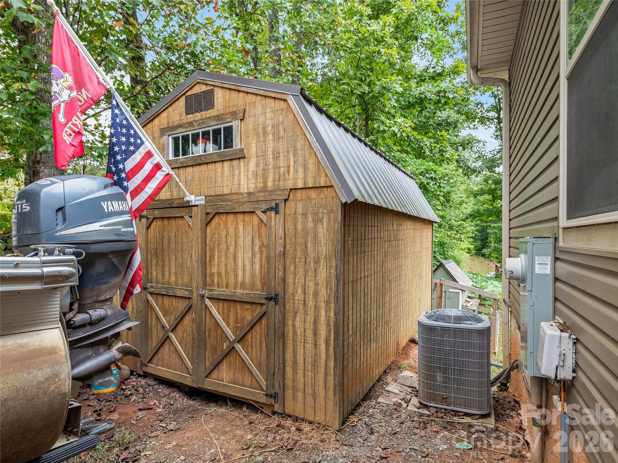 Storage shed - 1884 Bear Creek Road, Leicester