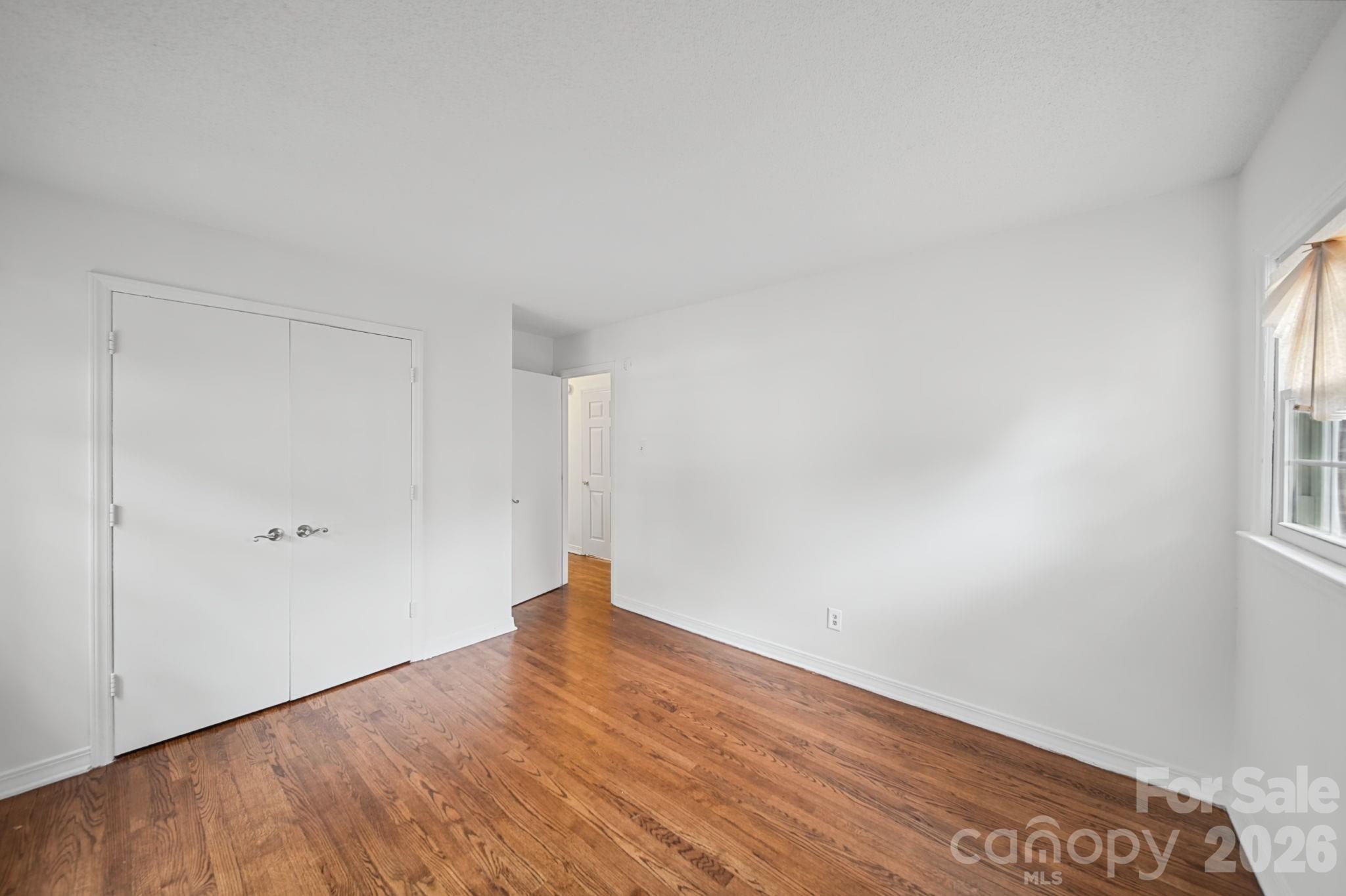 Single Family Residence at 1435 Green Circle Drive, Gastonia, photo 9 of 26