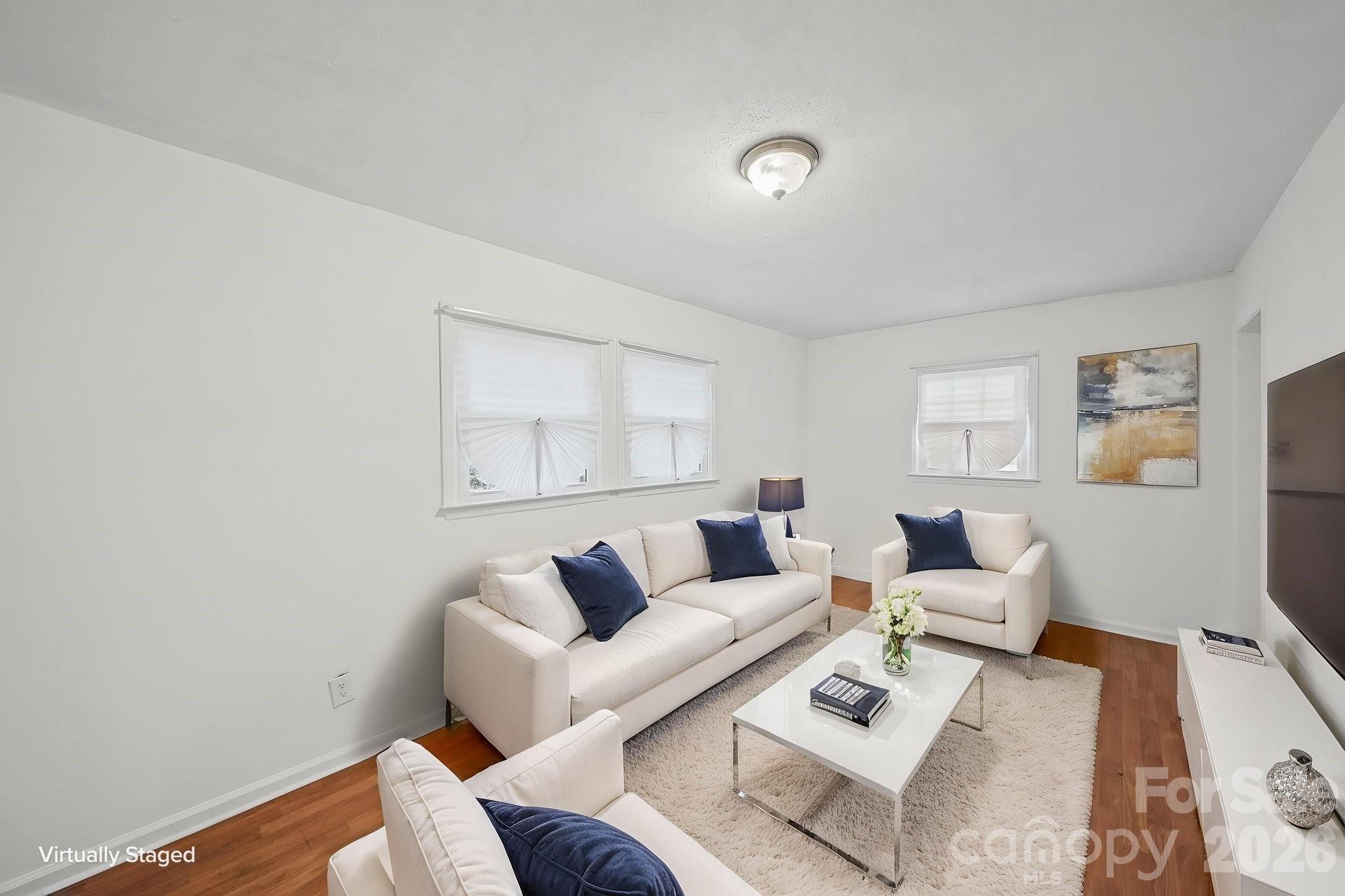 Single Family Residence at 1435 Green Circle Drive, Gastonia, photo 11 of 26