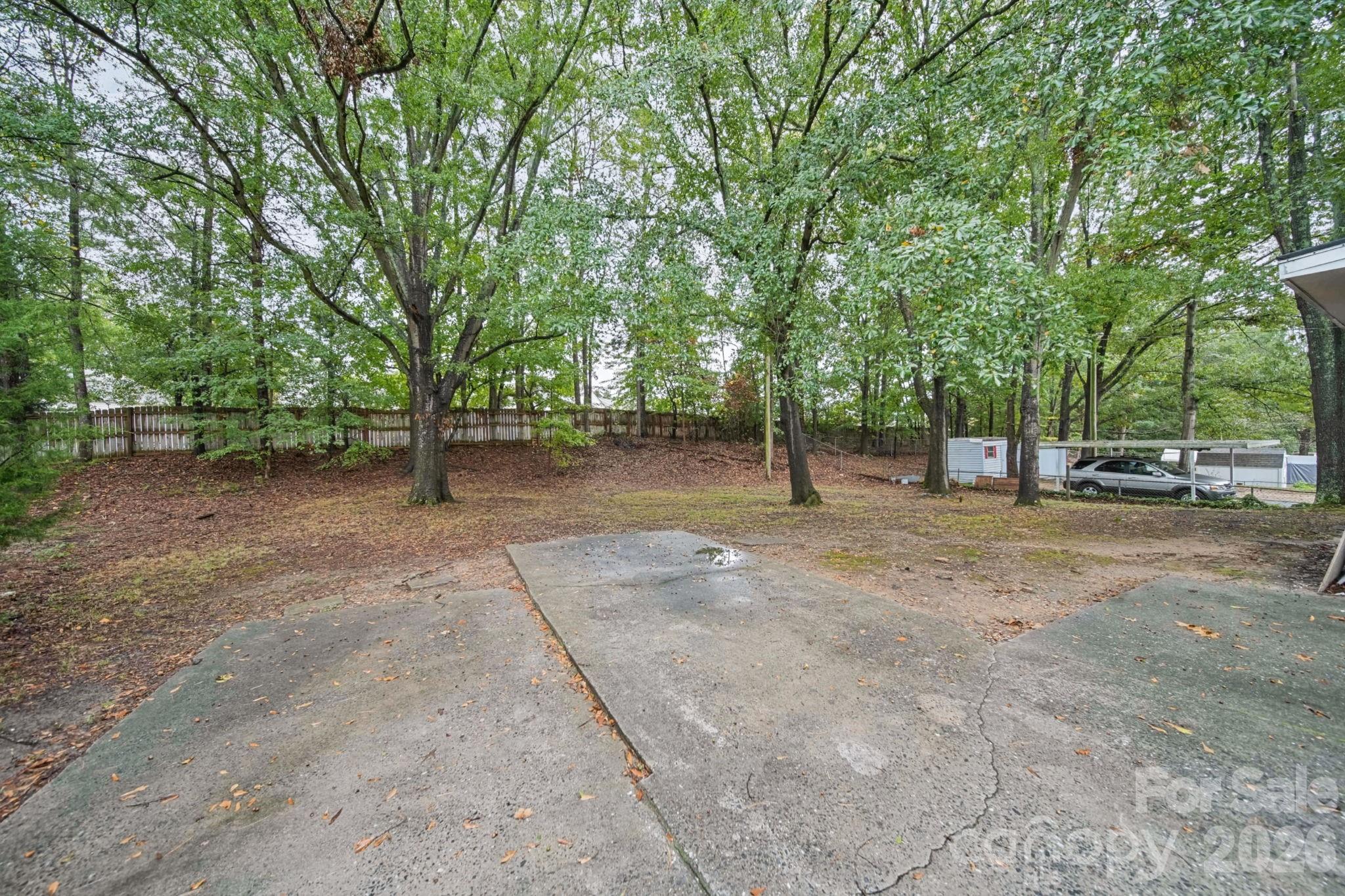 Single Family Residence at 1435 Green Circle Drive, Gastonia, photo 23 of 26