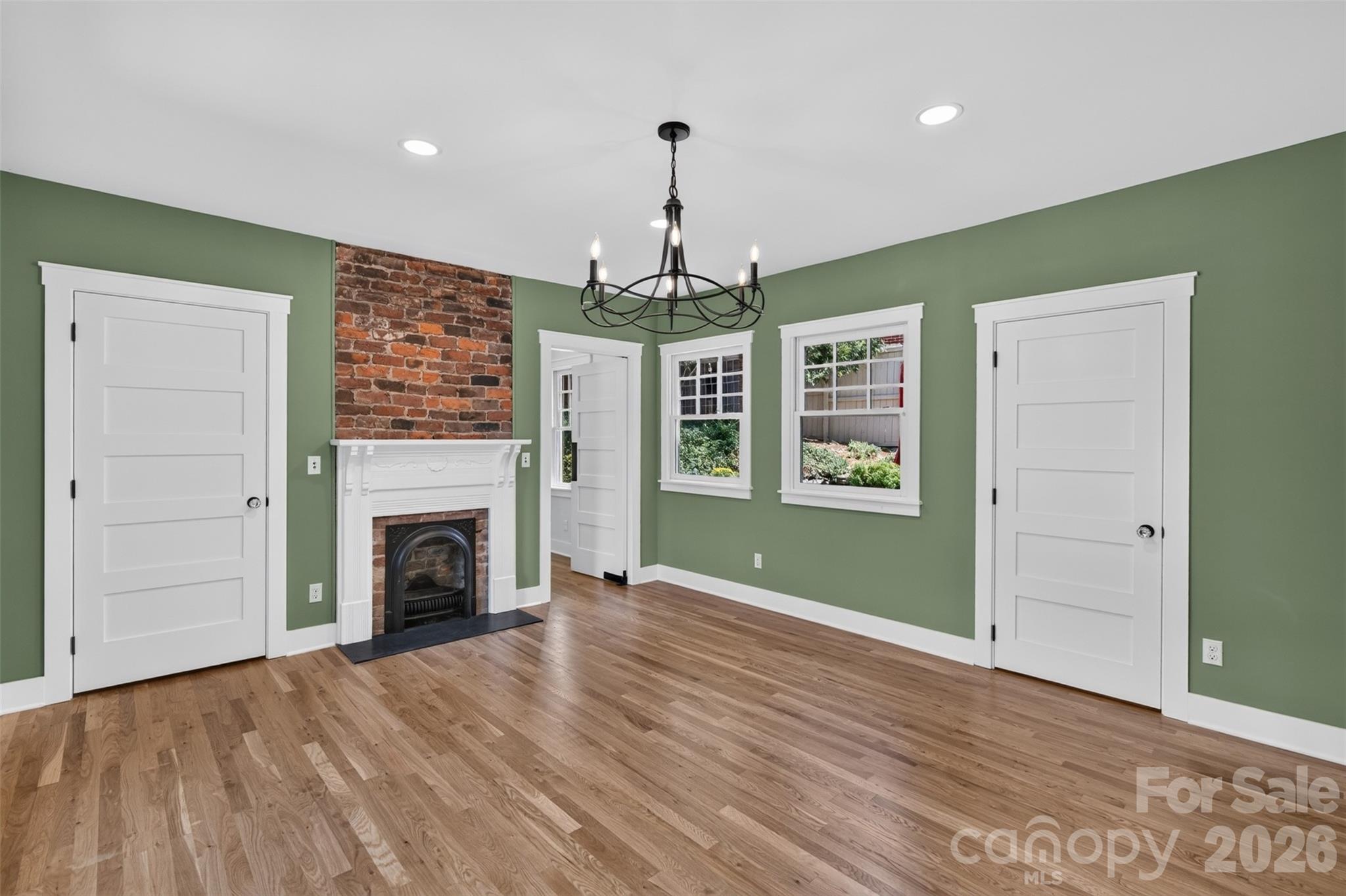 Dining Room - 39 S Main Street, Marshall