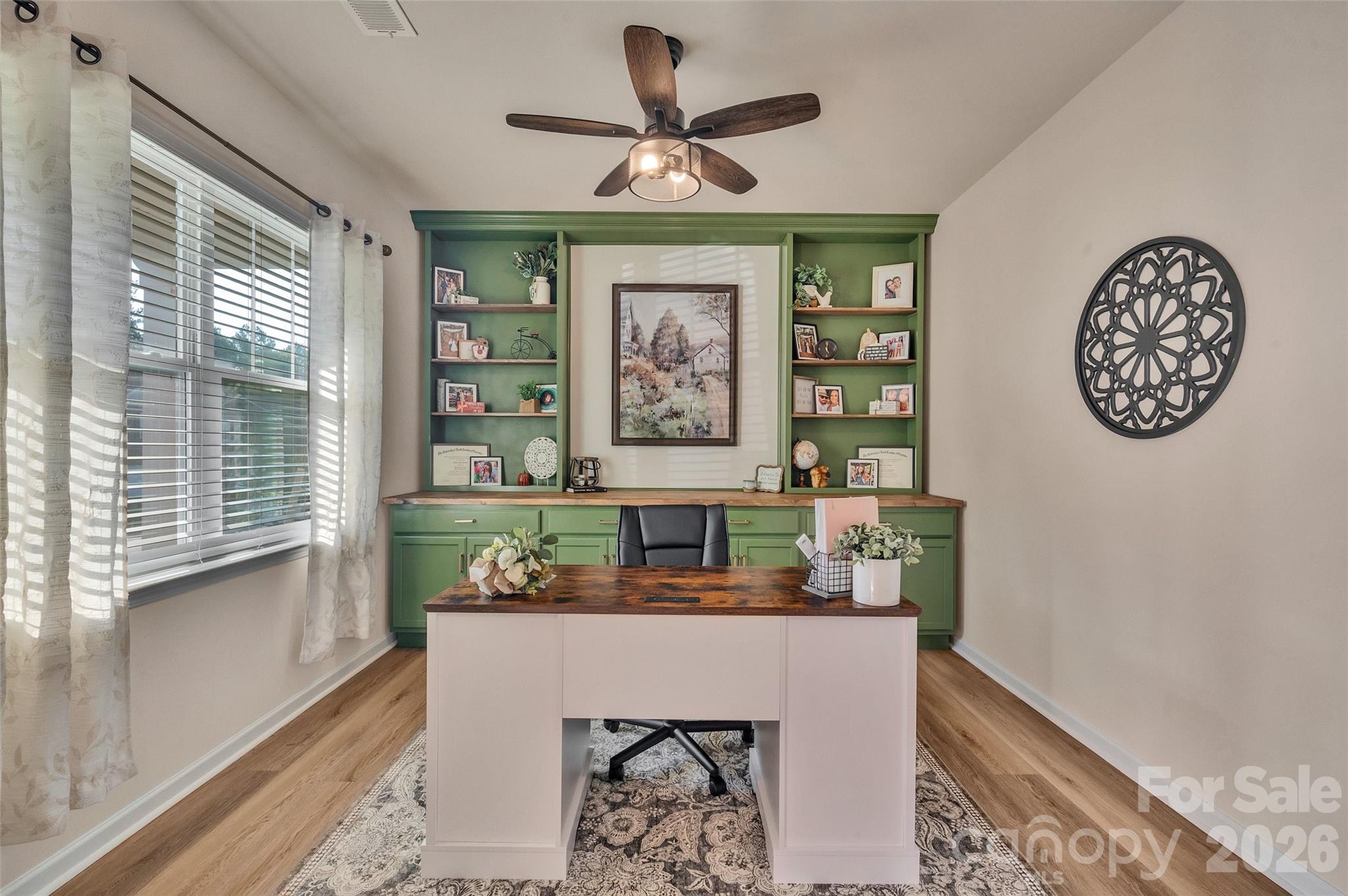 Single Family Residence at 3020 Sassafras Trail, Gastonia, photo 2 of 36