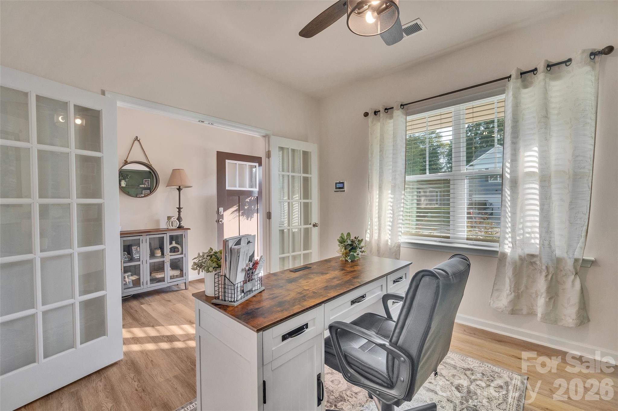 Single Family Residence at 3020 Sassafras Trail, Gastonia, photo 3 of 36