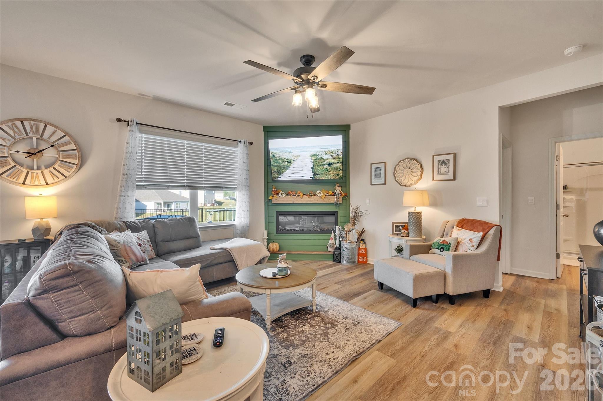 Single Family Residence at 3020 Sassafras Trail, Gastonia, photo 11 of 36