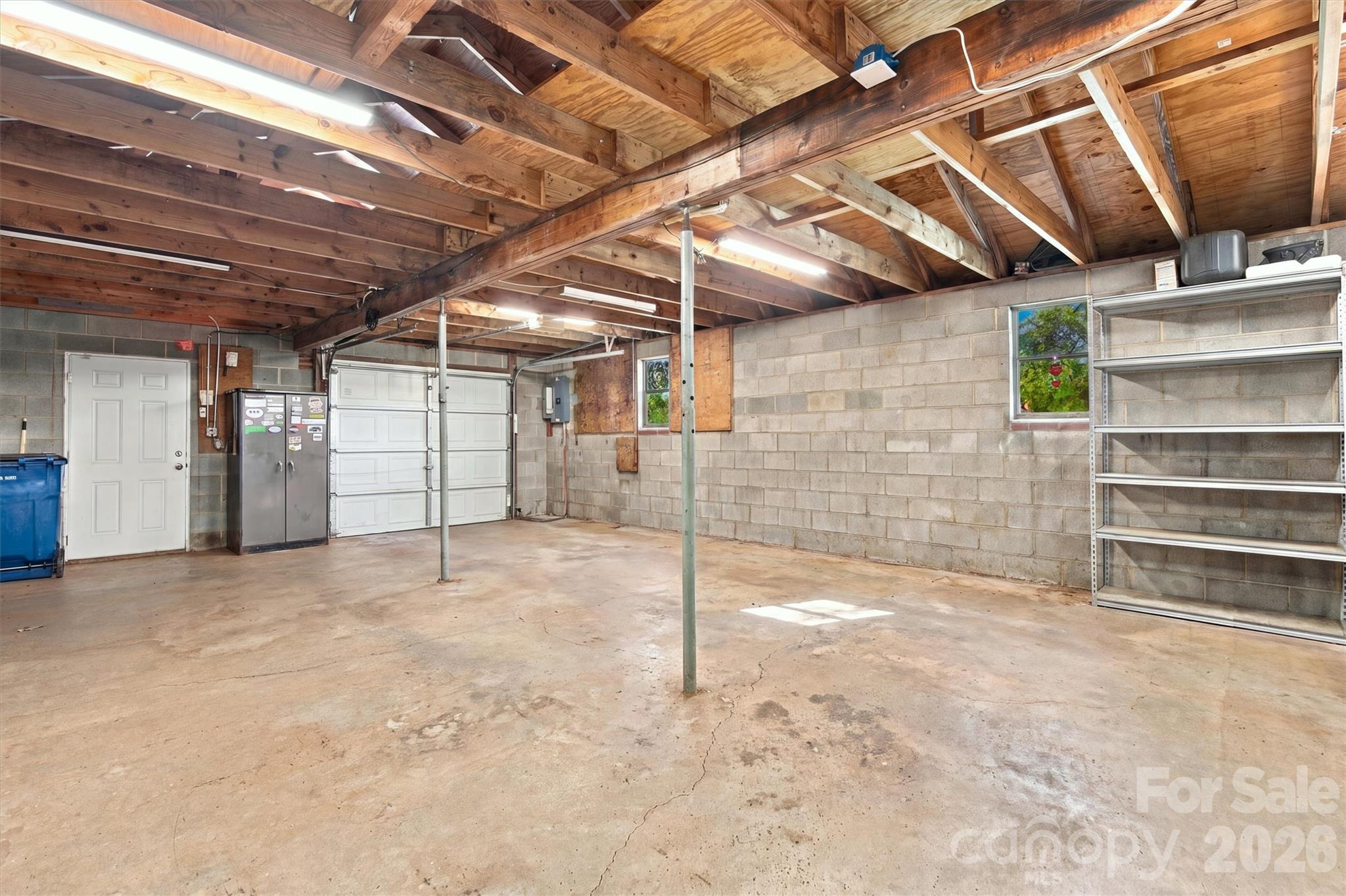 Interior Detached Garage - 3336 Startown Road, Newton
