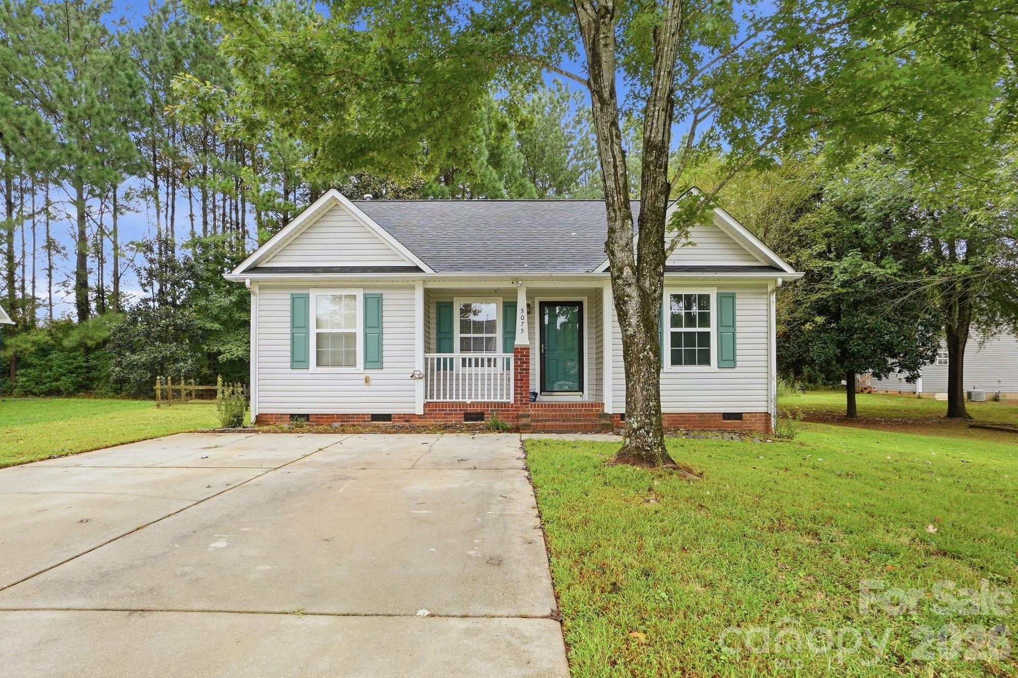 Single Family Residence at 5075 Drake Pond Lane, Rock Hill