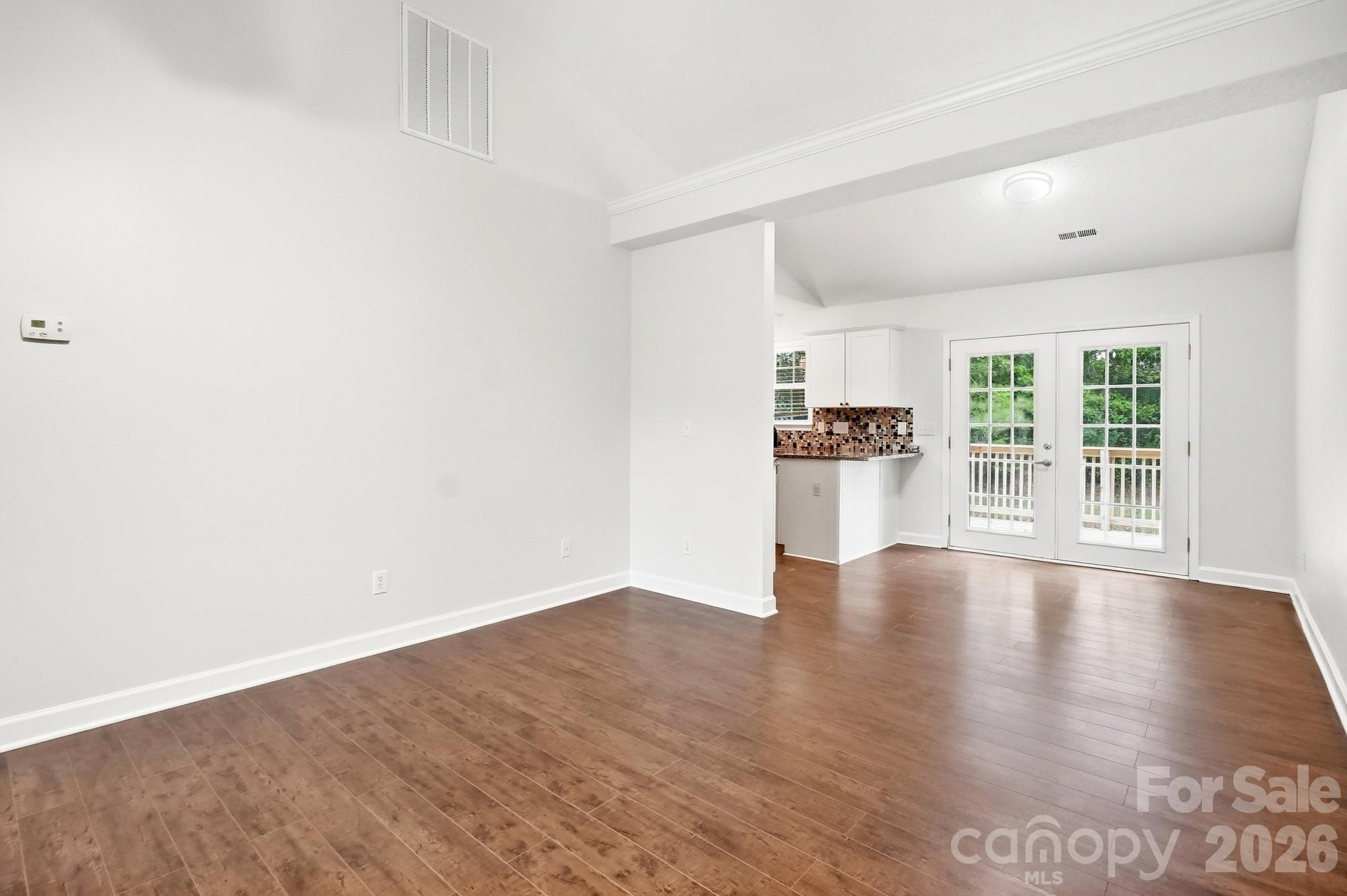 Single Family Residence at 5075 Drake Pond Lane, Rock Hill, photo 11 of 30