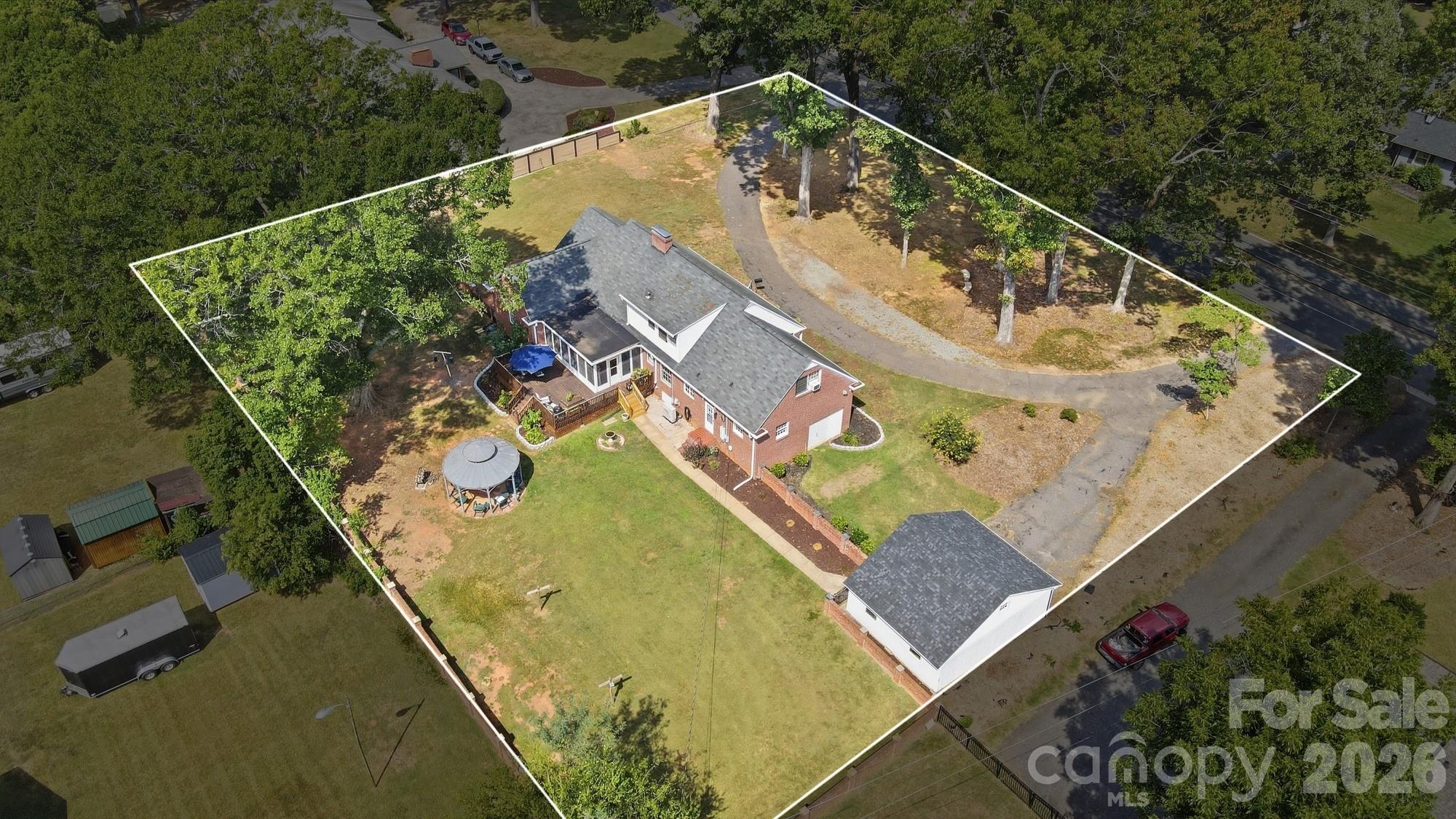 Single Family Residence at 3031 Gardner Park Drive, Gastonia, photo 3 of 48