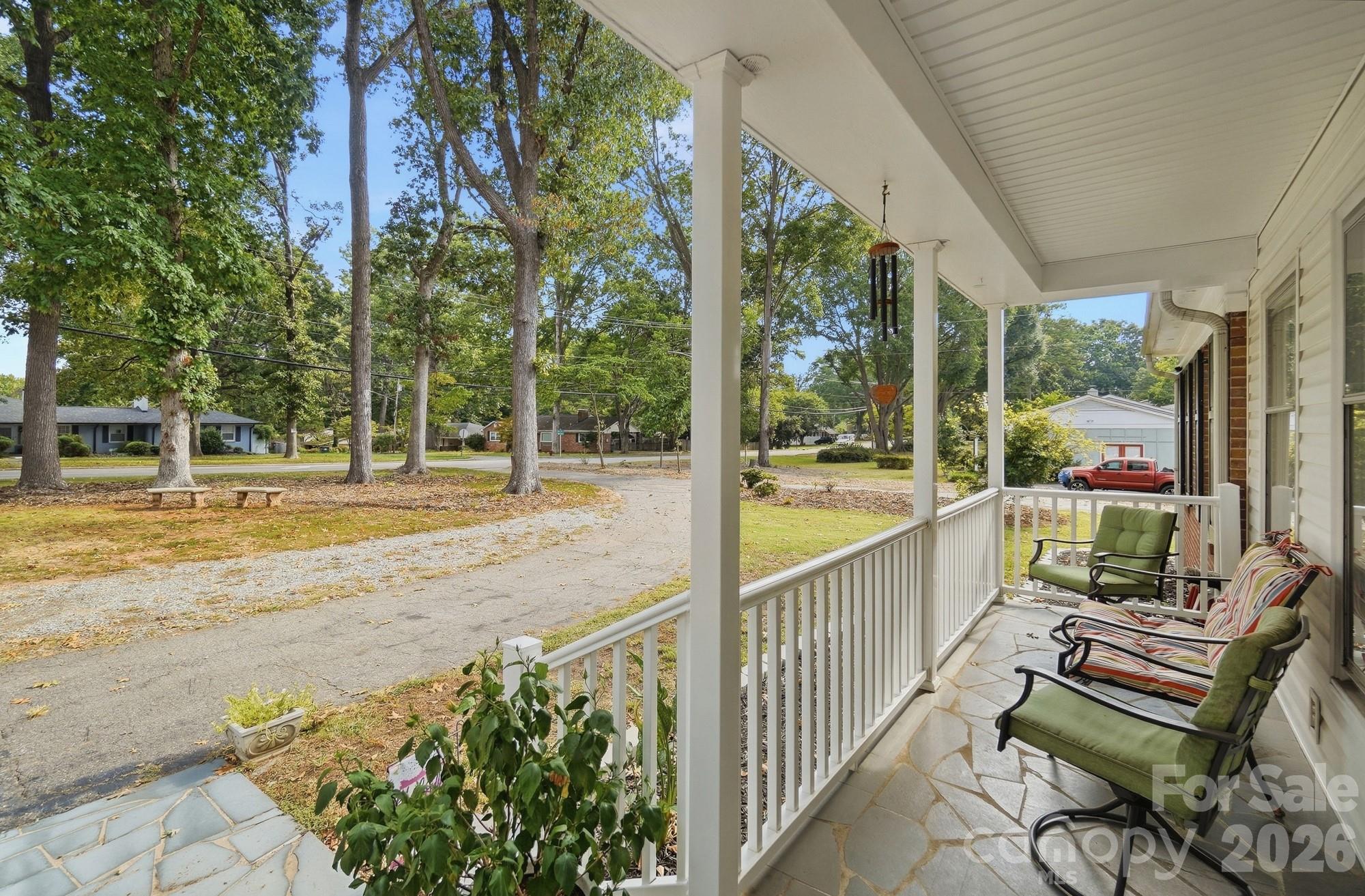 Single Family Residence at 3031 Gardner Park Drive, Gastonia, photo 4 of 48