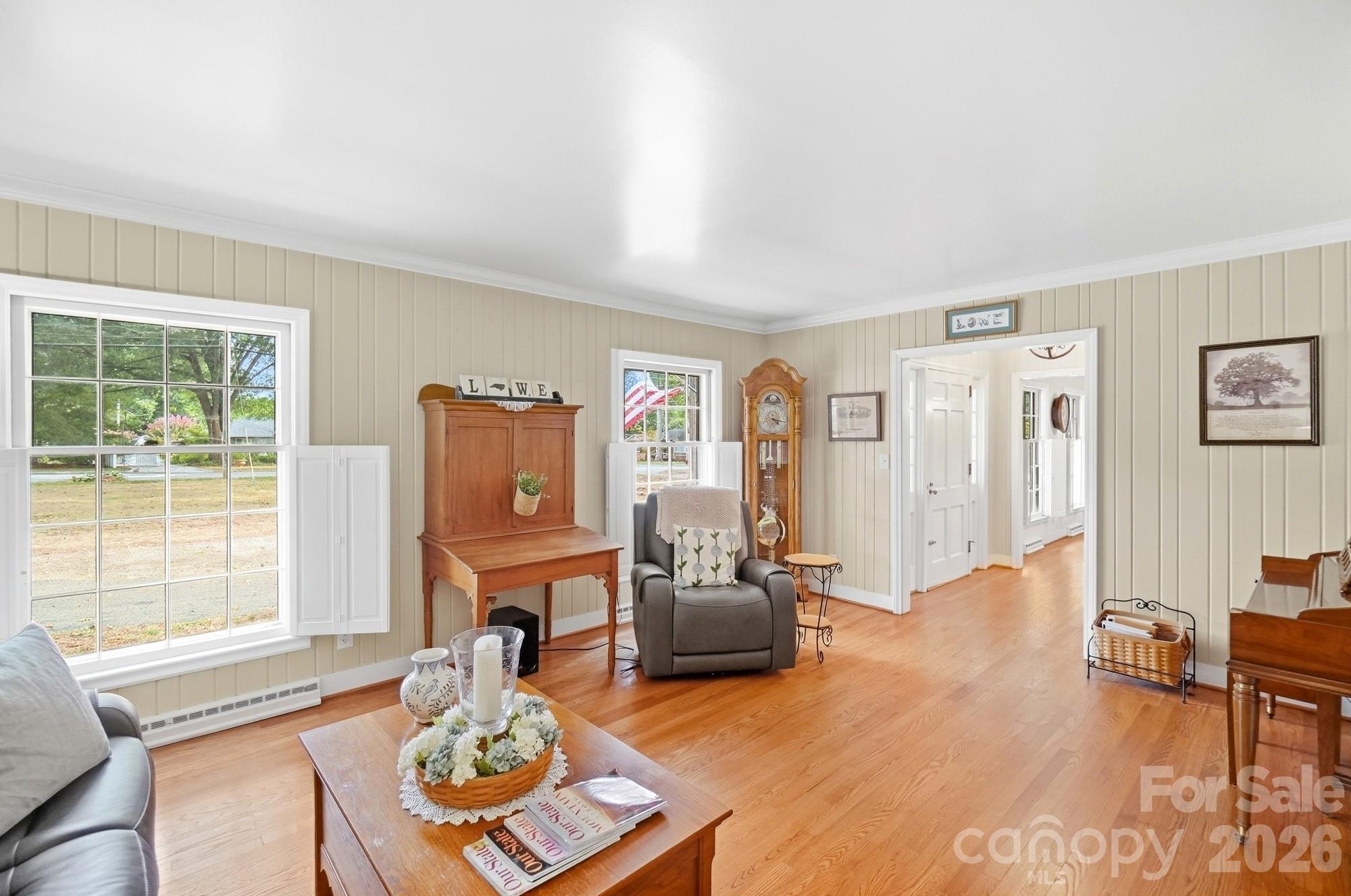 Single Family Residence at 3031 Gardner Park Drive, Gastonia, photo 9 of 48
