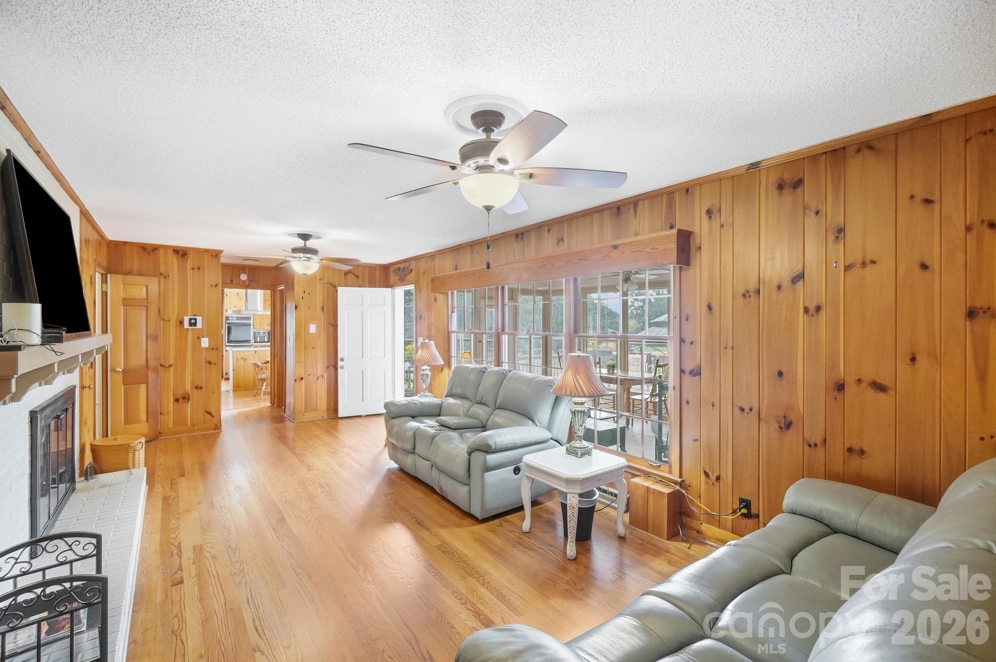 Single Family Residence at 3031 Gardner Park Drive, Gastonia, photo 19 of 48