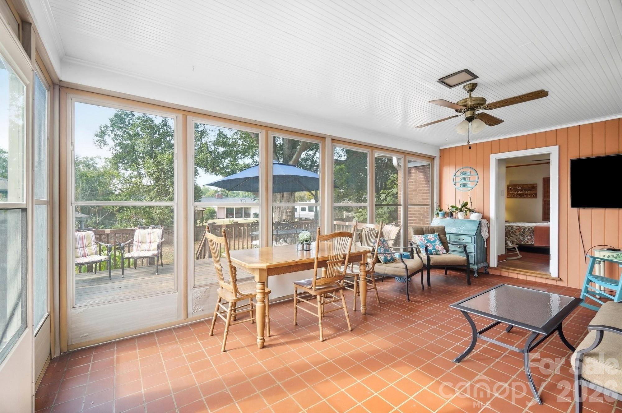 Single Family Residence at 3031 Gardner Park Drive, Gastonia, photo 26 of 48