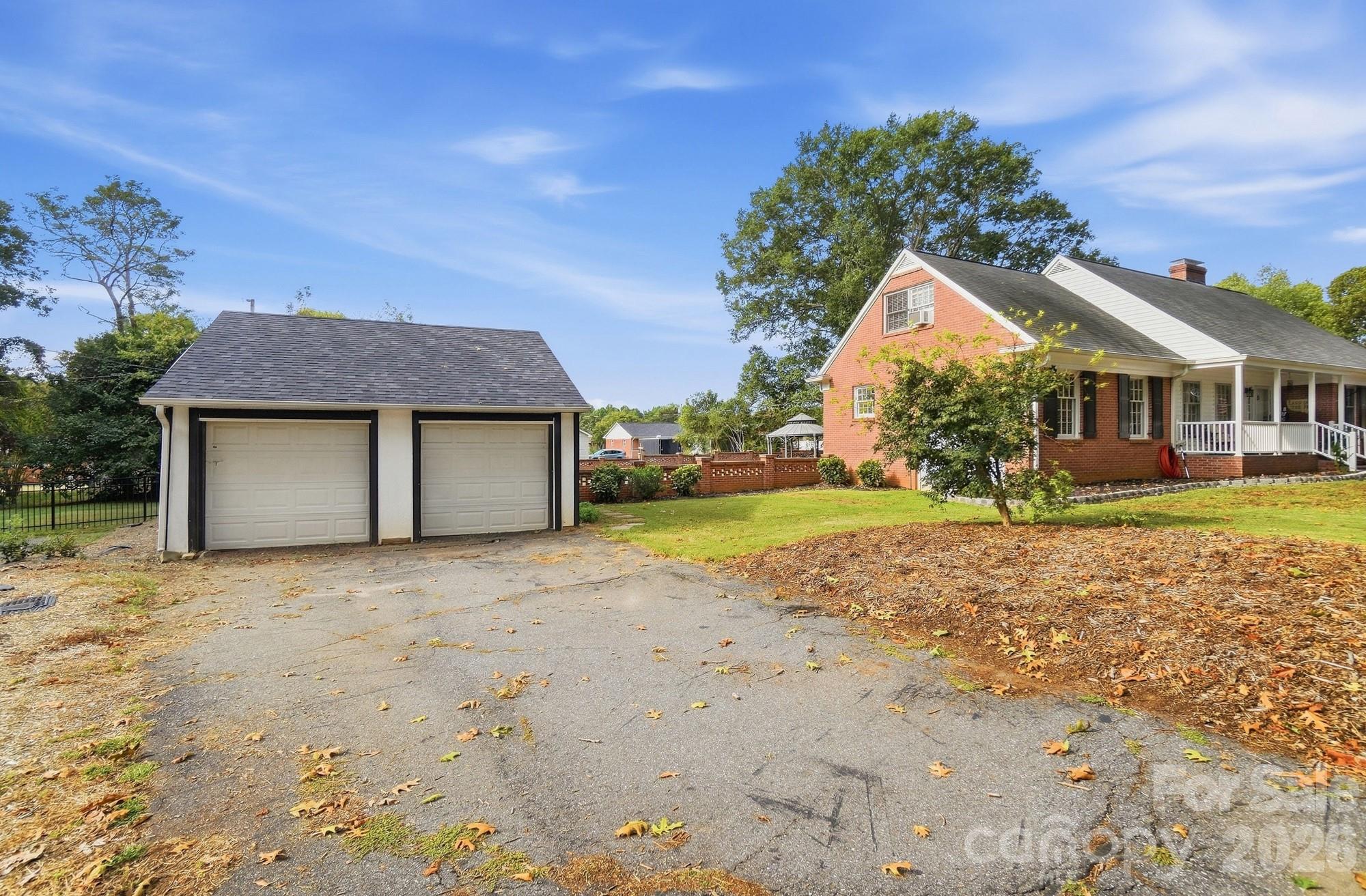 Single Family Residence at 3031 Gardner Park Drive, Gastonia, photo 48 of 48