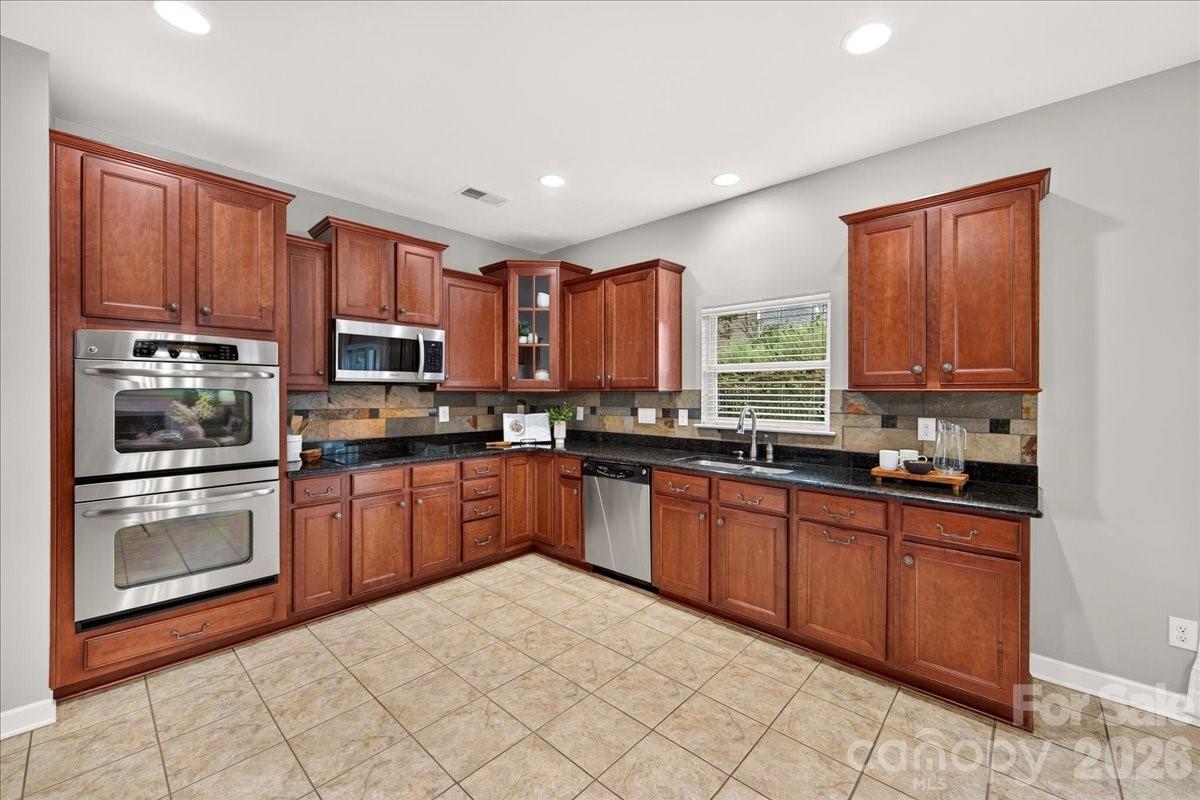 Single Family Residence at 1560 Duckhorn Street NW, Concord, photo 14 of 48