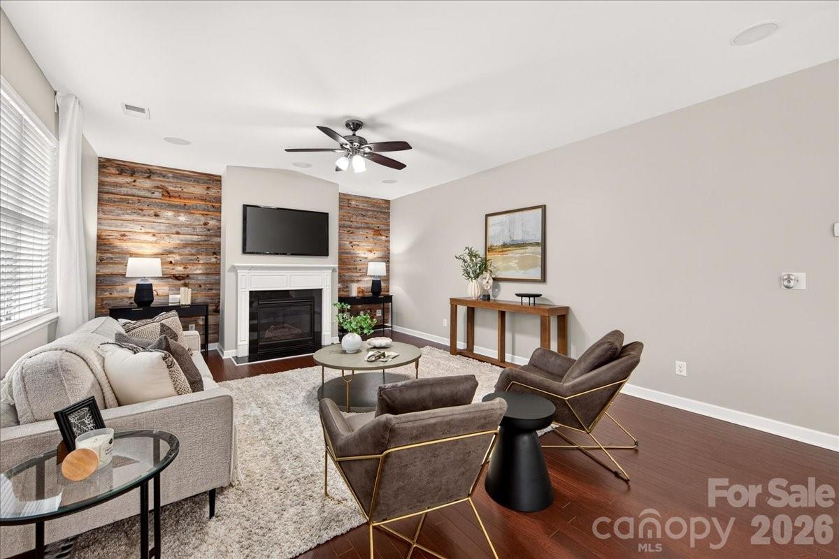 Single Family Residence at 1560 Duckhorn Street NW, Concord, photo 20 of 48