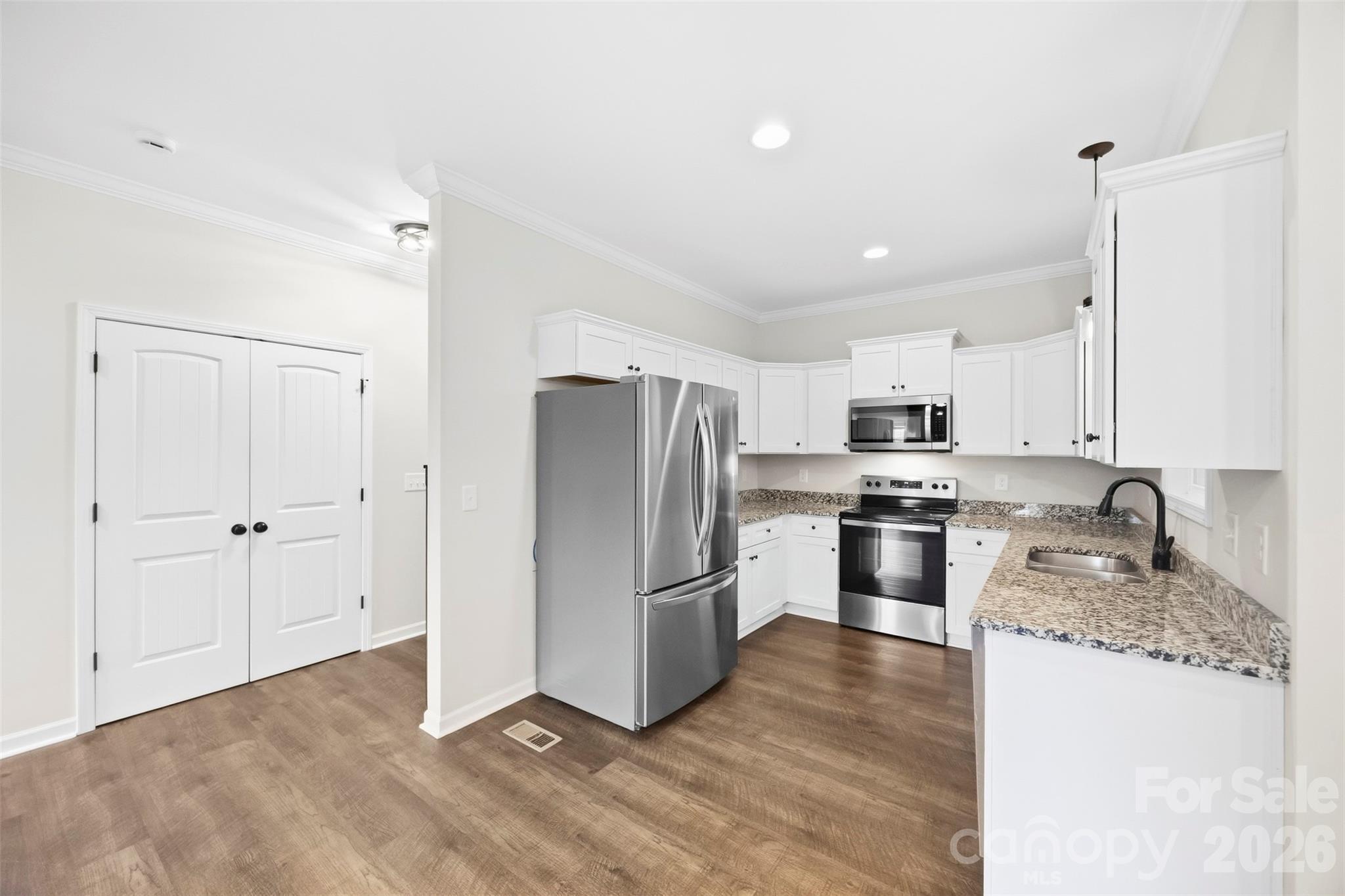 Single Family Residence at 2467 Tart Road, York, photo 14 of 37