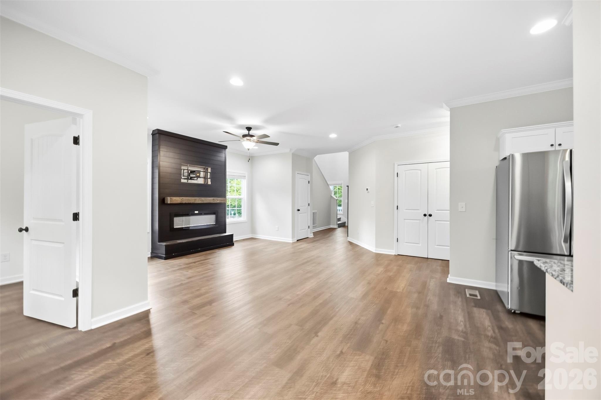 Single Family Residence at 2467 Tart Road, York, photo 15 of 37
