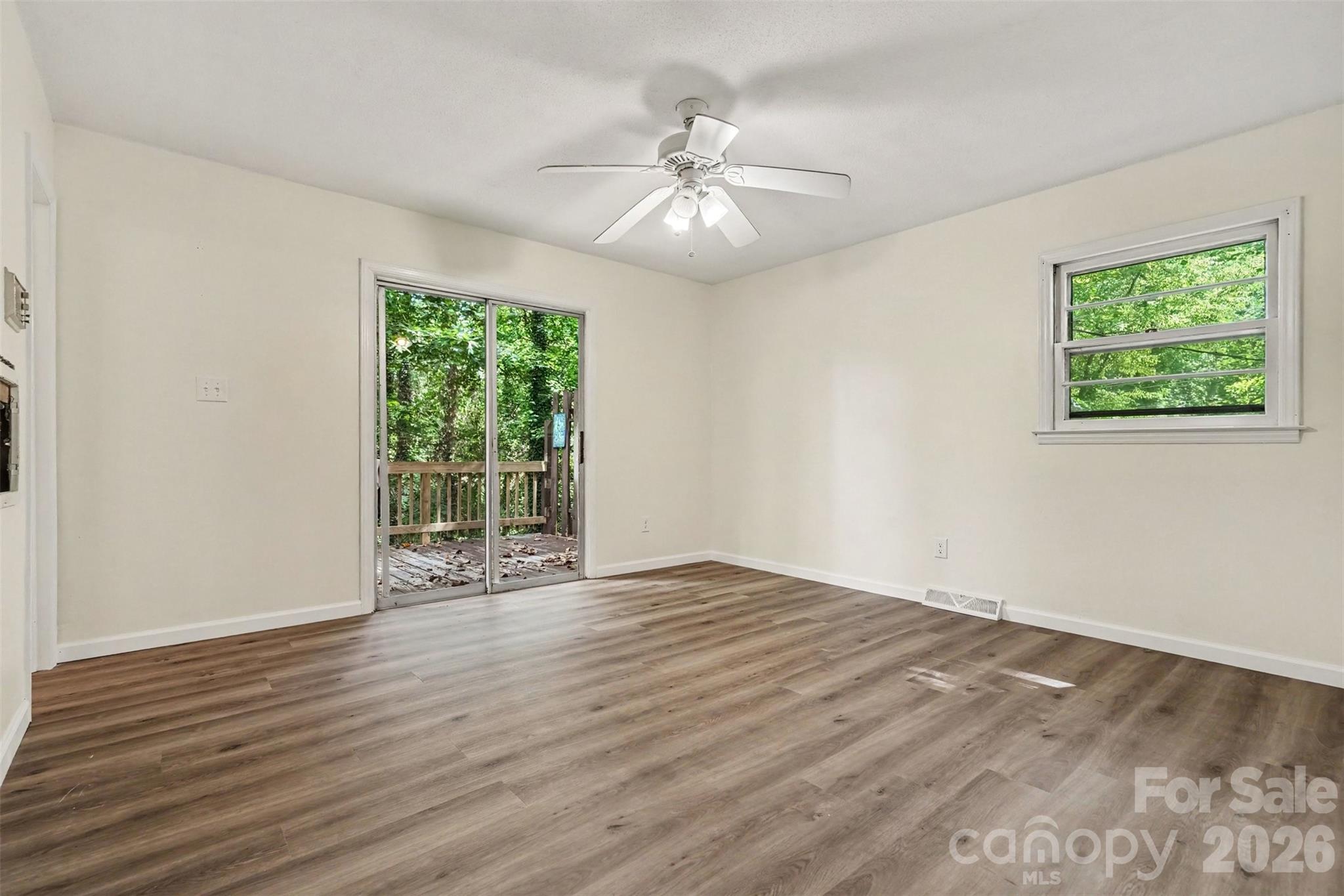 Single Family Residence at 307 Florence Road, Statesville, photo 15 of 43