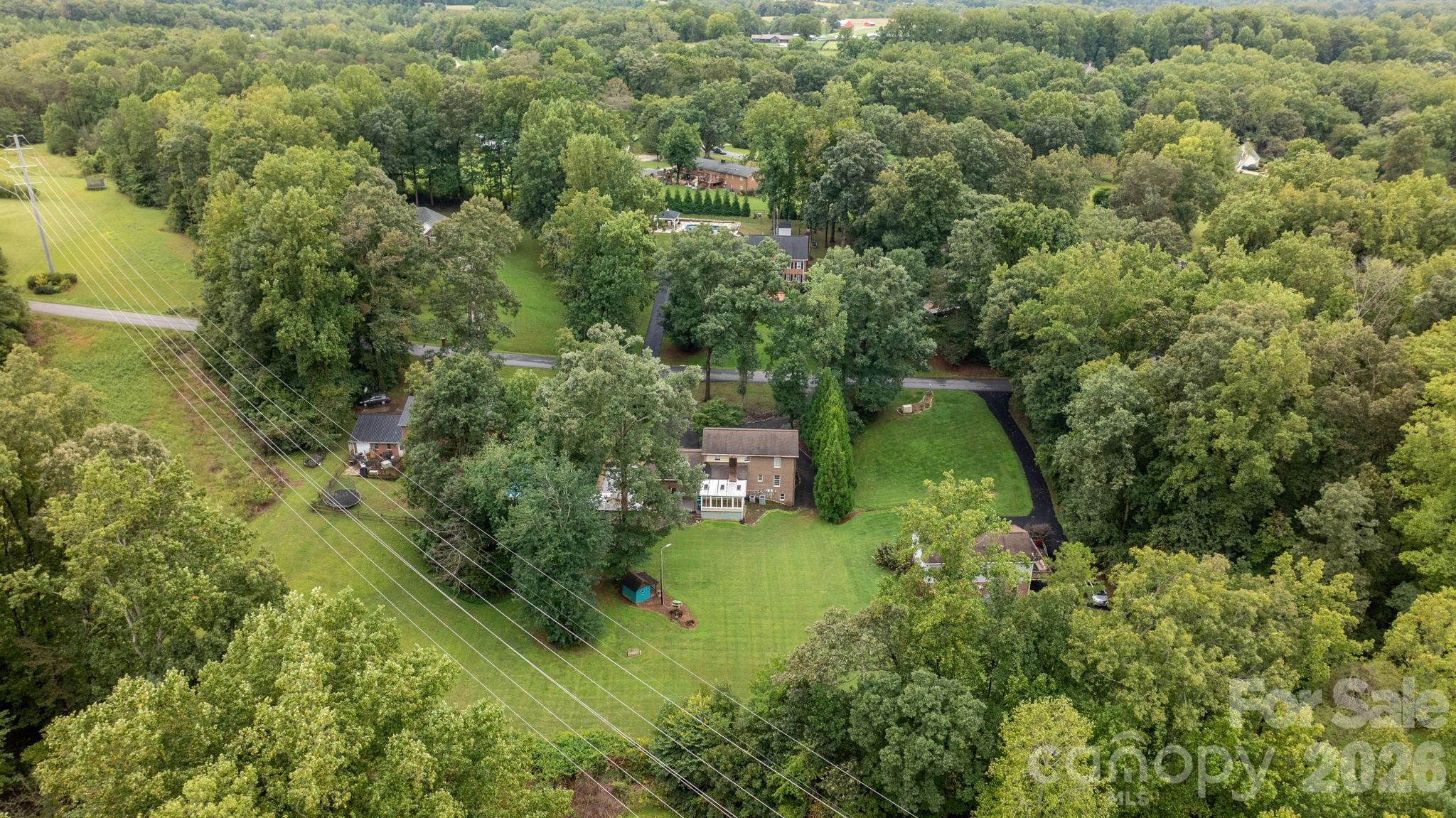 aerial view long range - 3110 Ninth Tee Drive, Newton