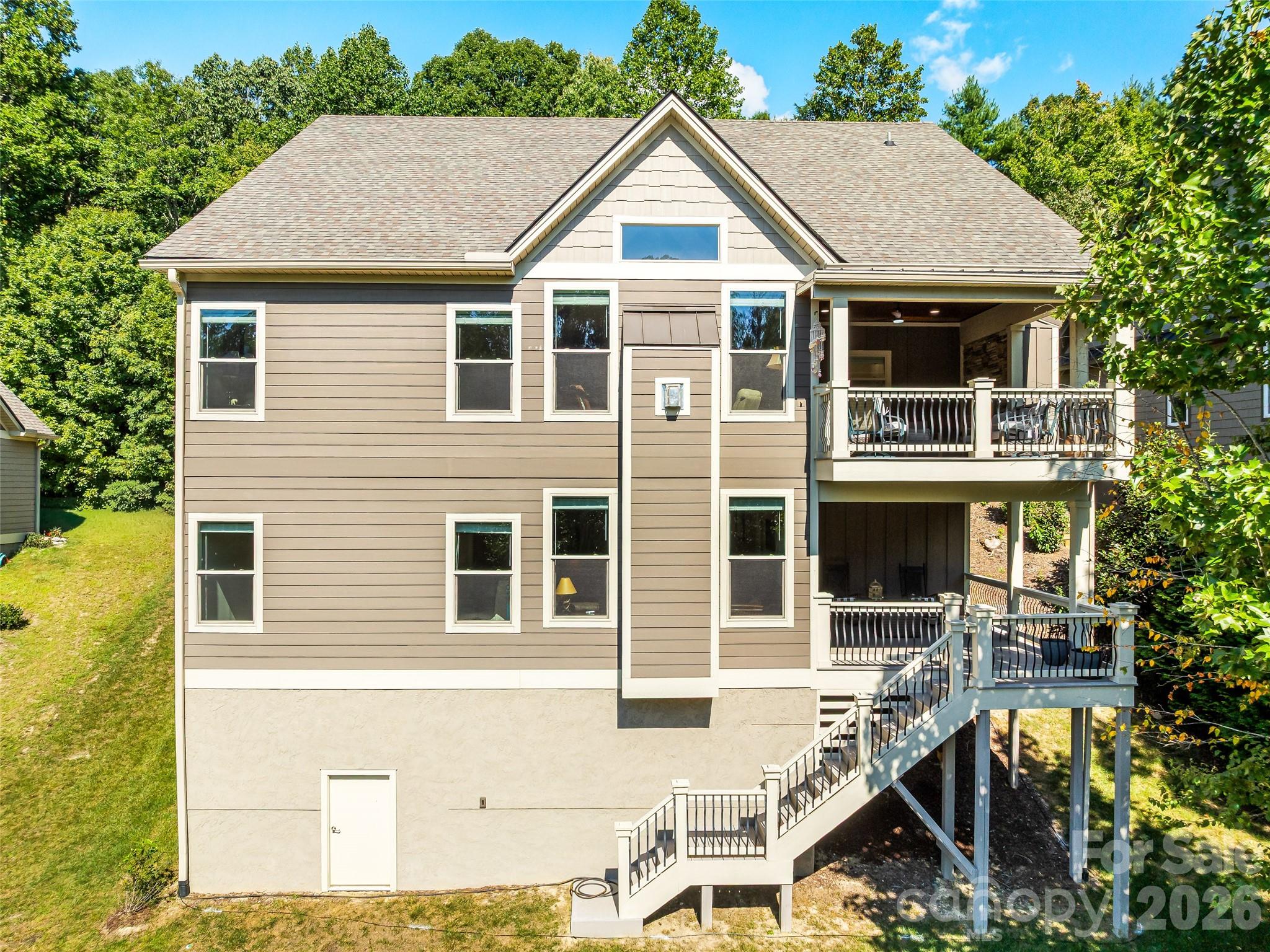 Single Family Residence at 158 Narrows Run Loop, Hendersonville, photo 41 of 47