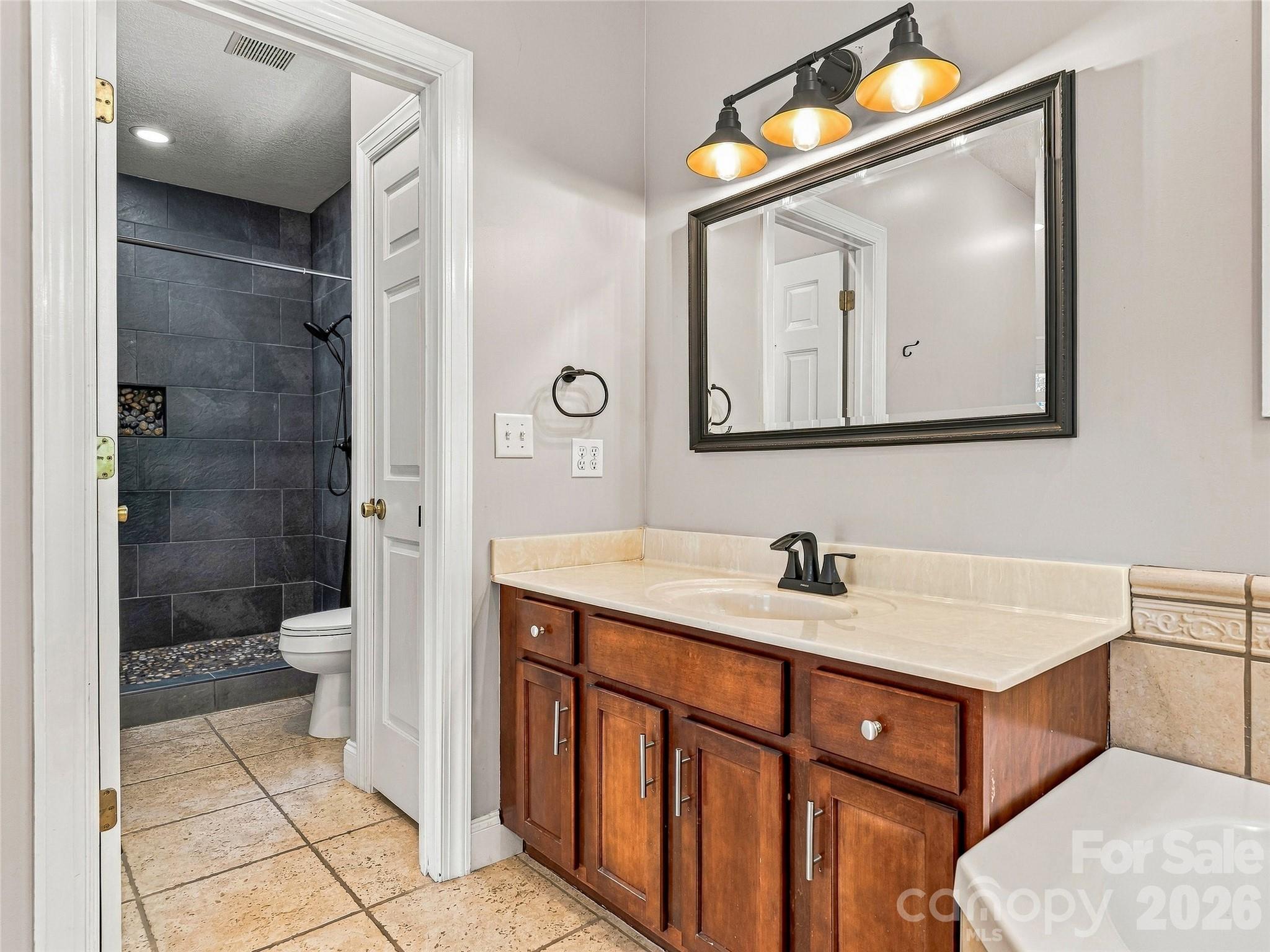 Single Family Residence at 57 Mount Royal Drive, Arden, photo 20 of 39