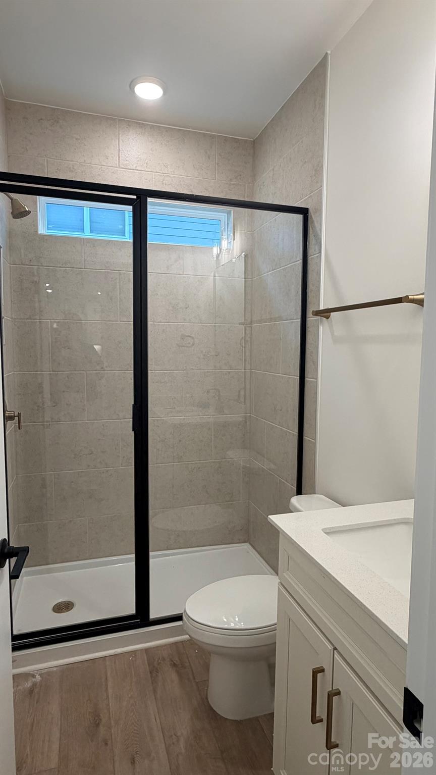 Guest Bathroom - 742 Clovis Street, Rock Hill