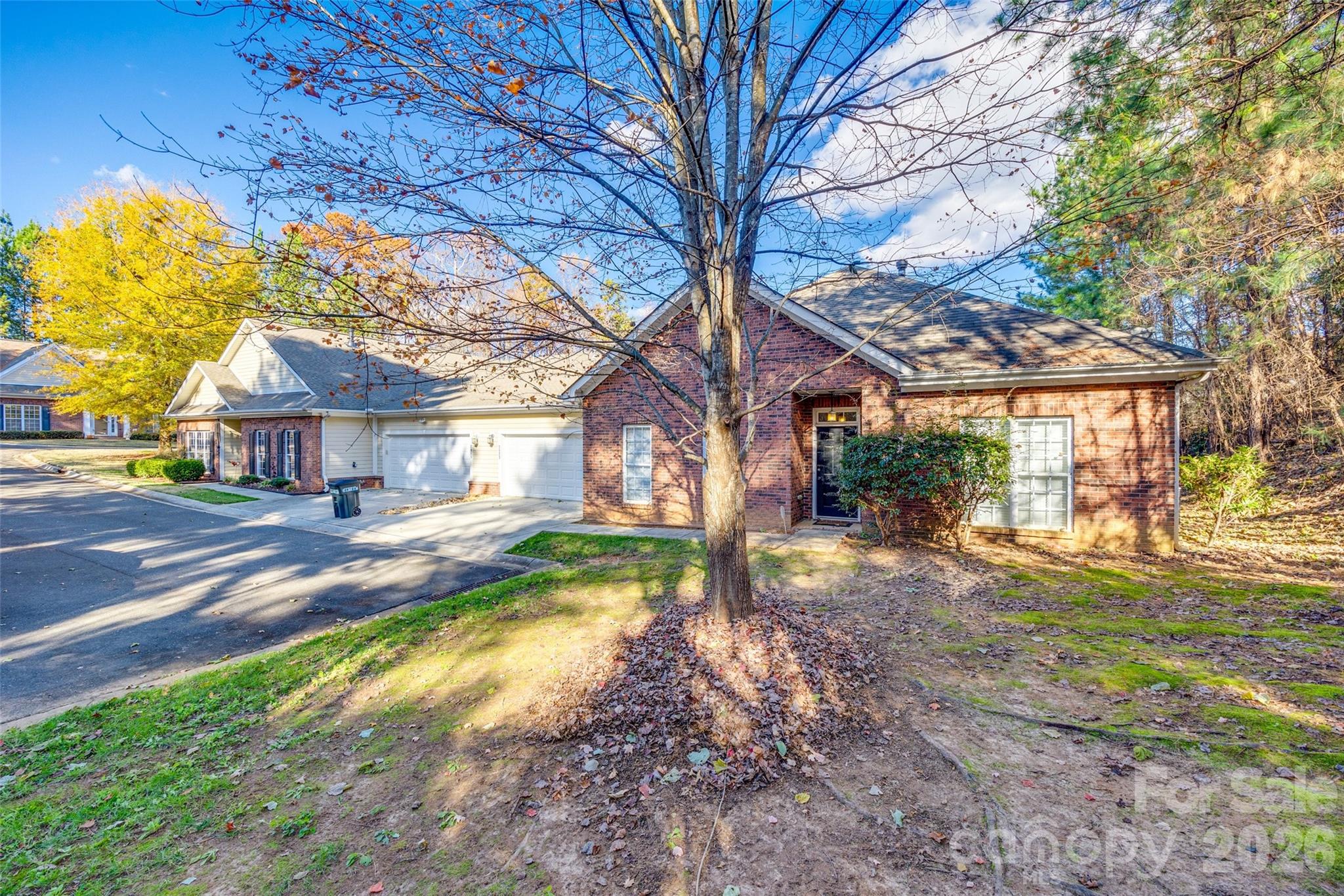 Townhouse at 2023 Aragon Lane, Gastonia, photo 2 of 19
