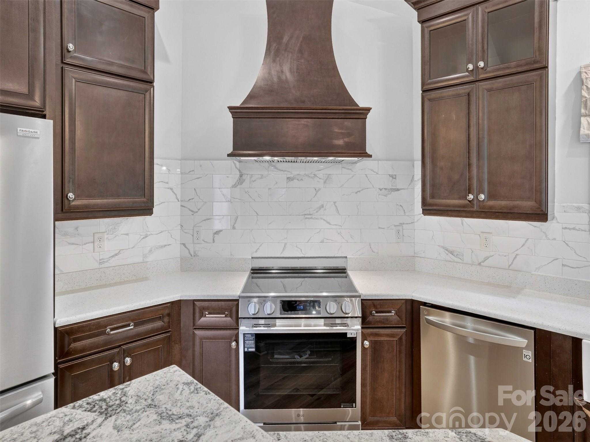 Single Family Residence at 308 Beck Creek Circle, Flat Rock, photo 10 of 47